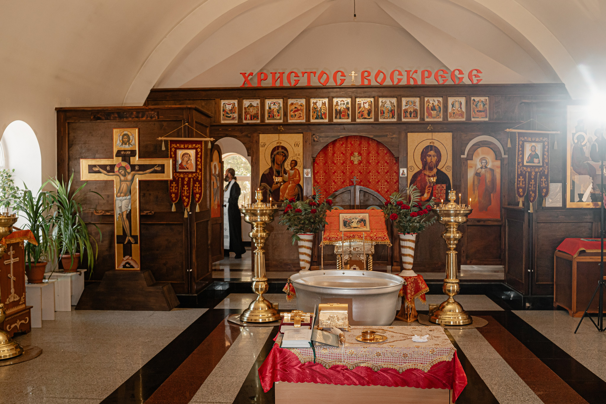 Крещение. Посёлок М. Горький. Свято — Пантелеимоновский храм. Свадебный фотограф Кропоткин Краснодар