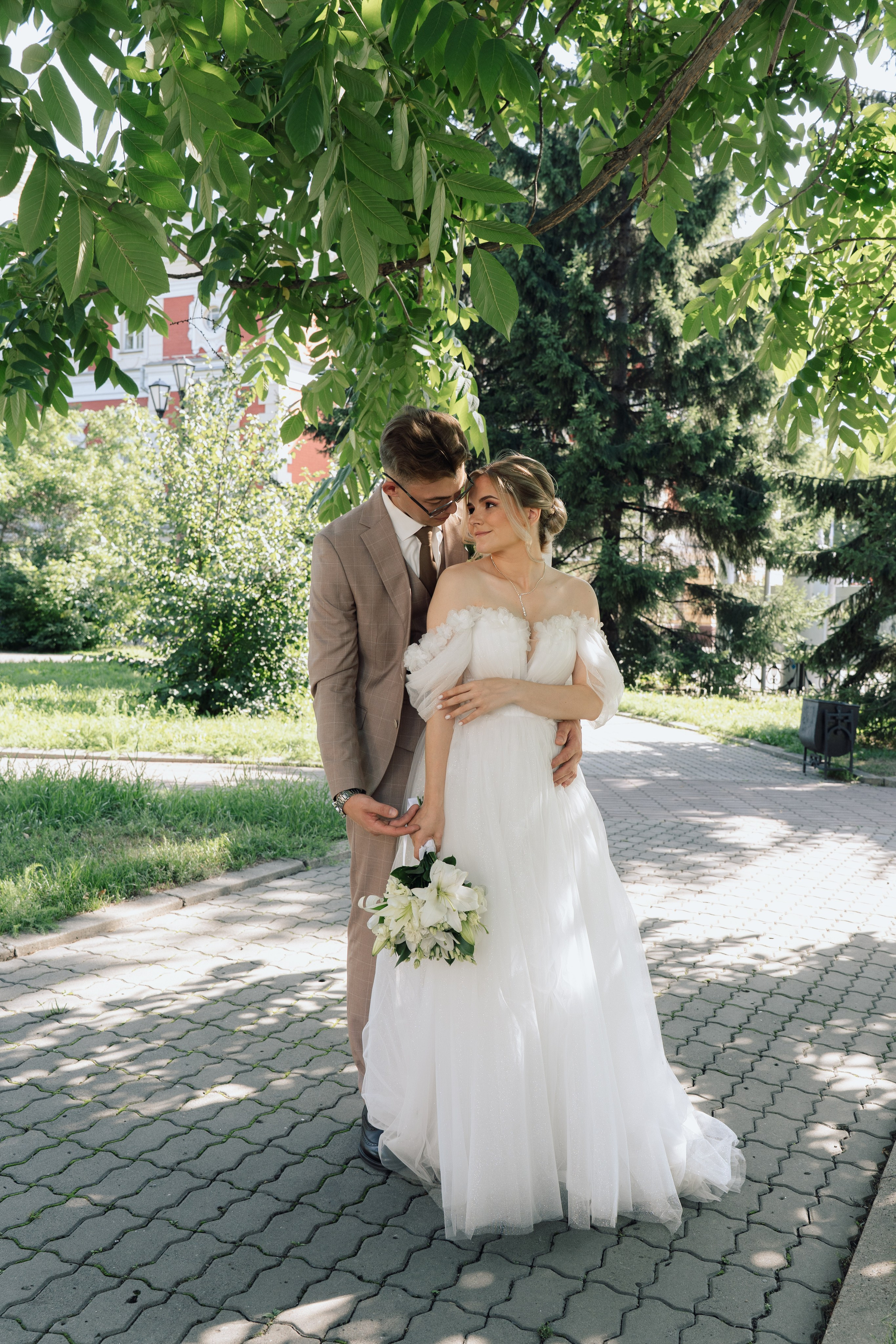 City Center. Для тех, кто не ждёт удачи, а создаёт её. Каждая фотосессия — это твой момент, твой стиль, твой успех. 📸