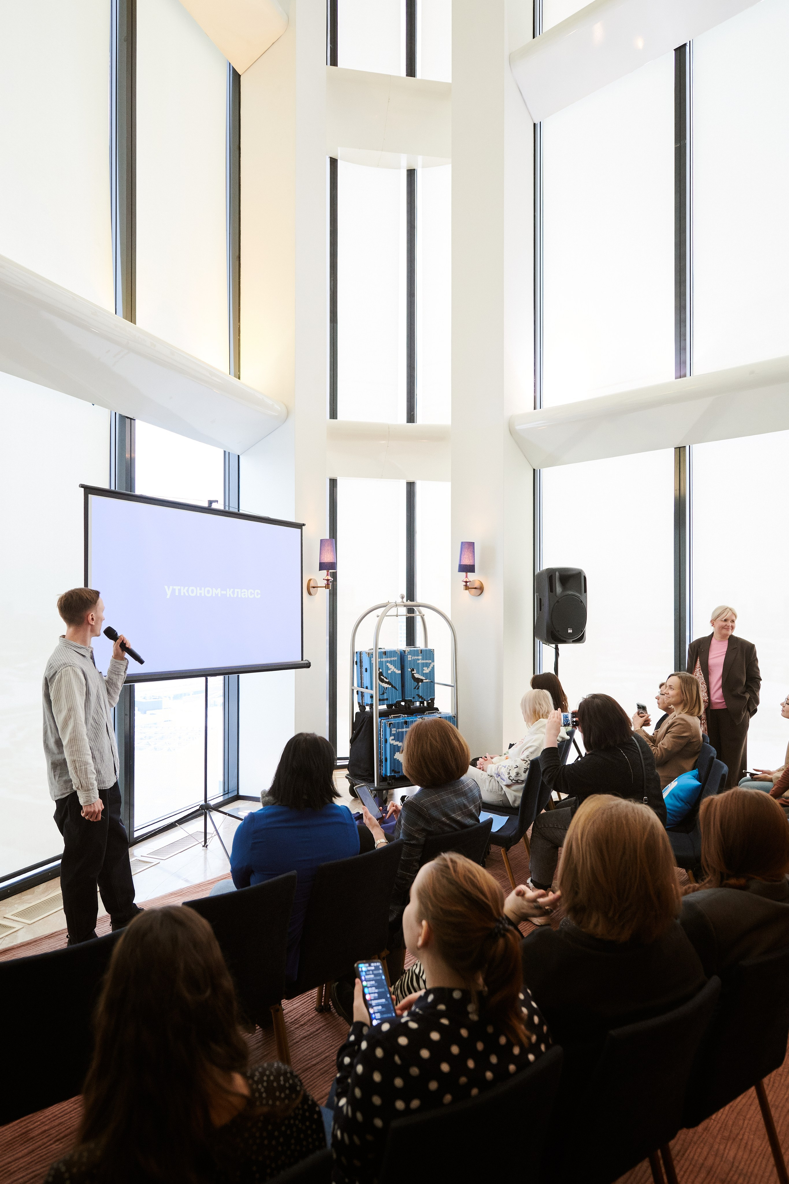 Aviasales. Фотограф Роман Арыкин Екатеринбург