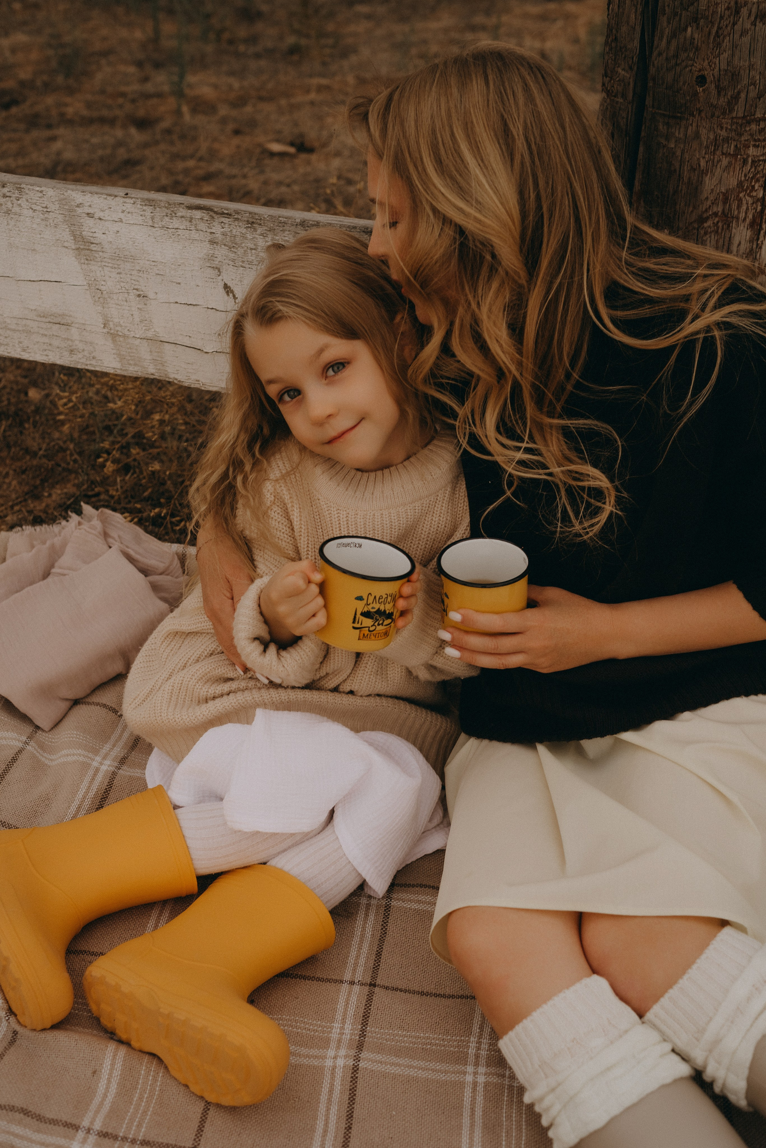 Света и Даша