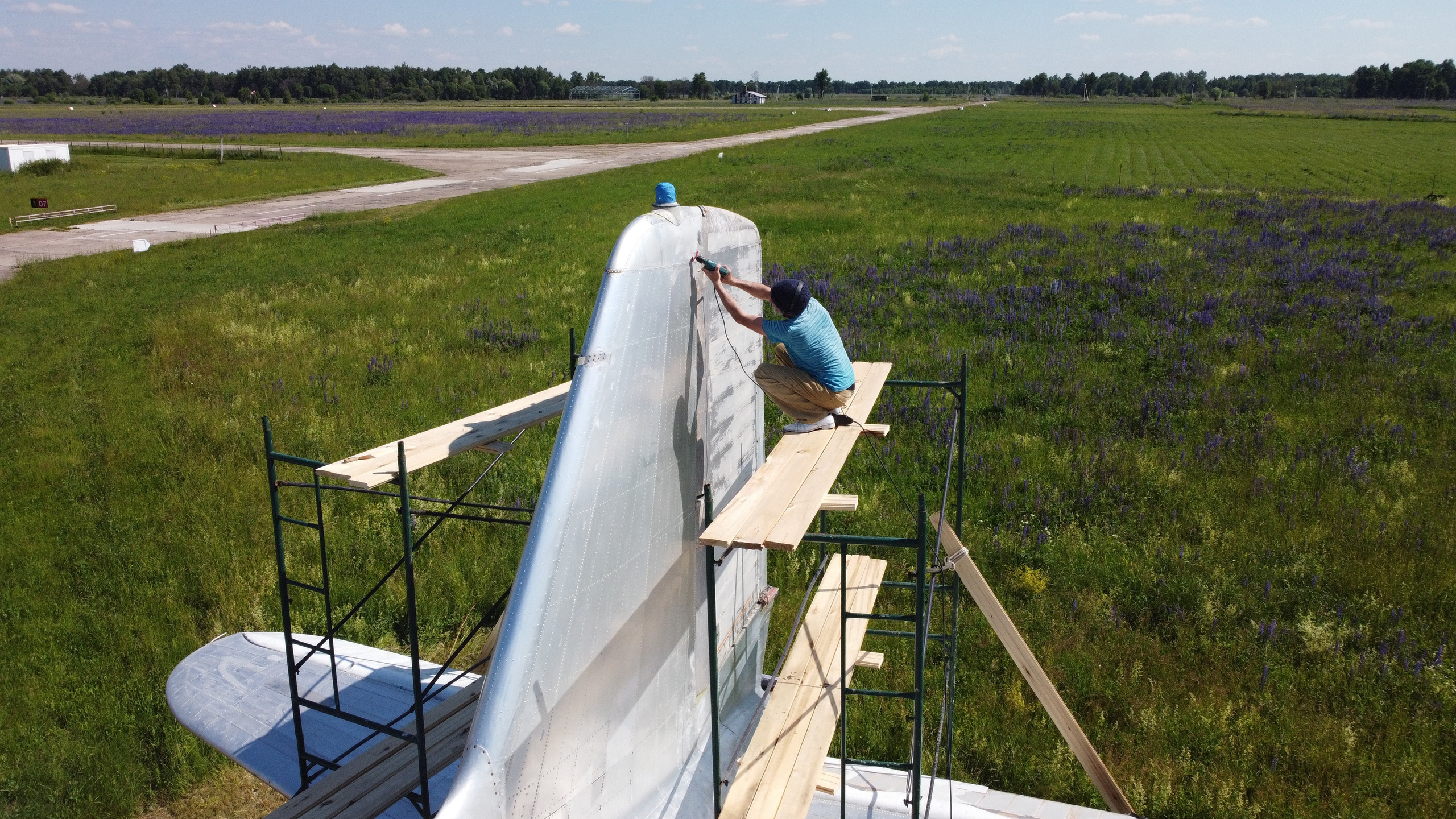 Ил-14Т «Голубая Мечта» — покраска (2022г). Фотоальбом показывающий увлекательный мир авиации и мир медведей Андрея Иванова