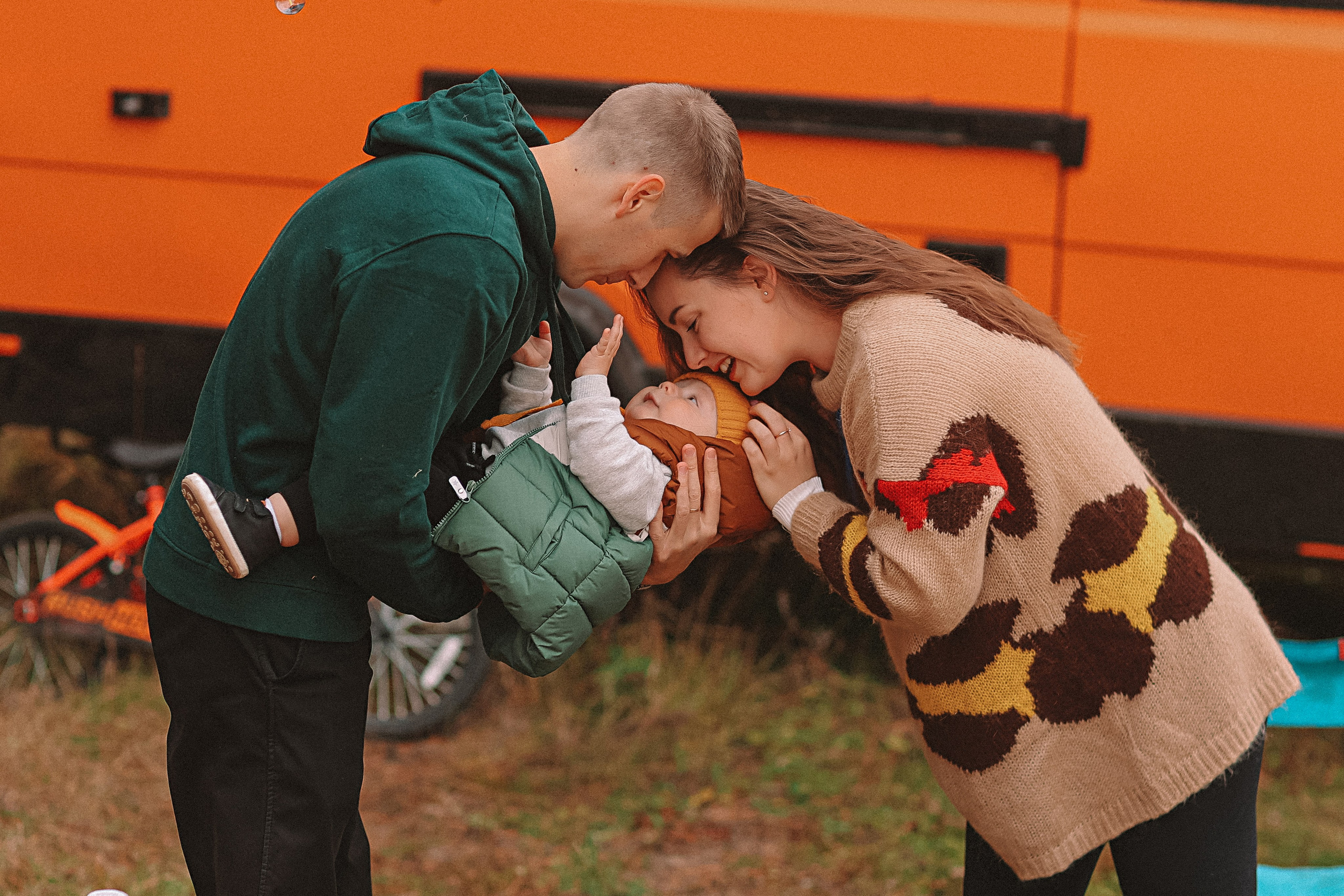 Бус/кемпер. Семейный фотограф Тюмень, фотограф на роды Салмина Мария
