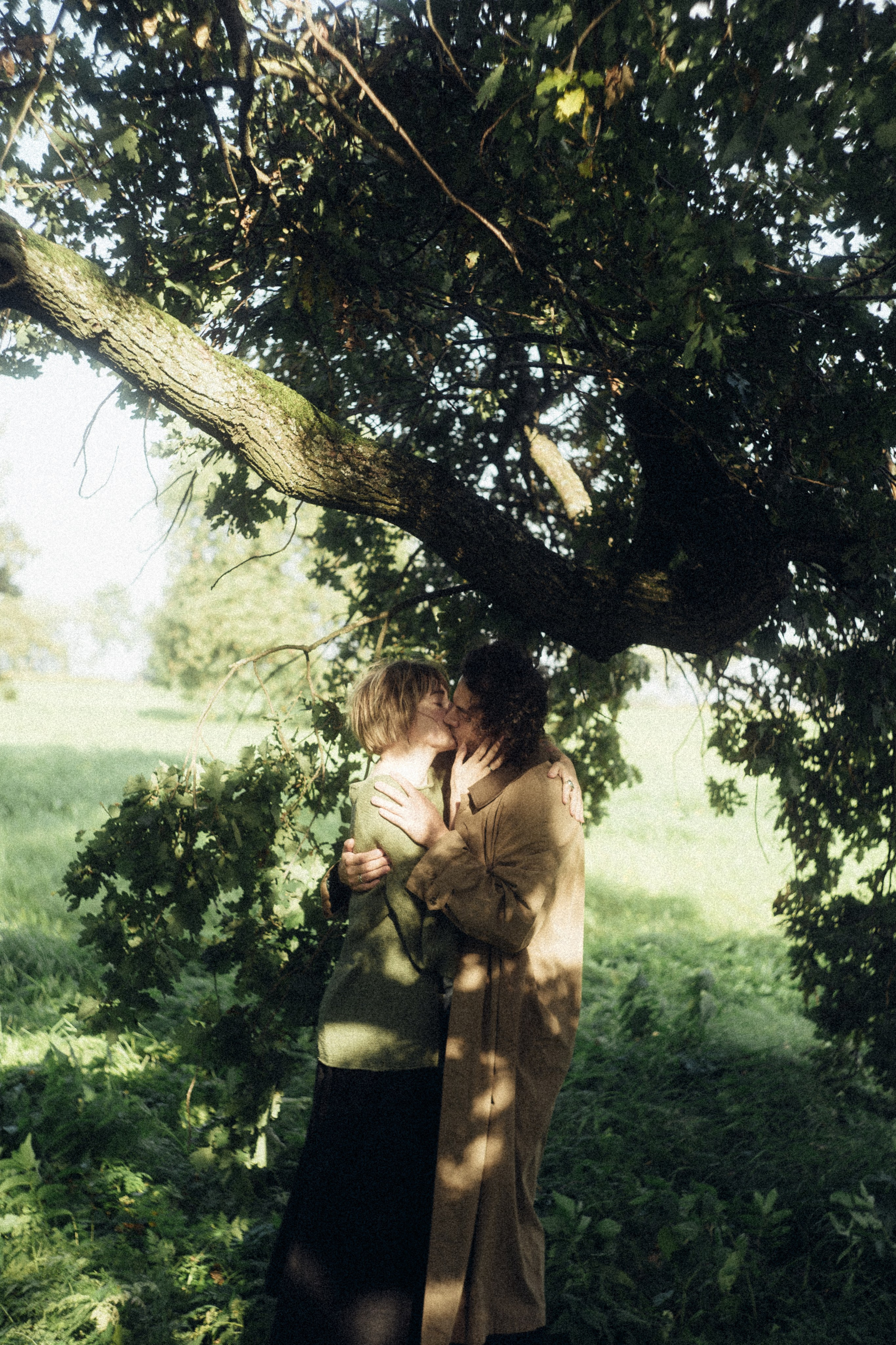 Elena Raya • Photographer