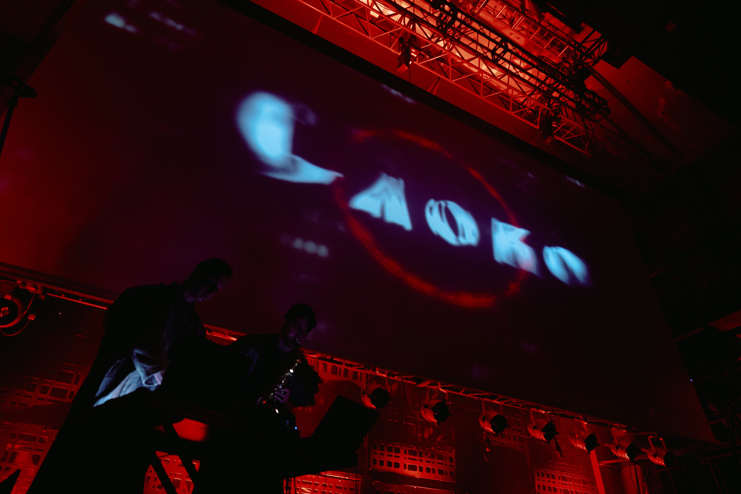 СЛОВО. Ансамбль «КОМОНЬ». @tomrus: Рустам Шагиморданов — фотограф