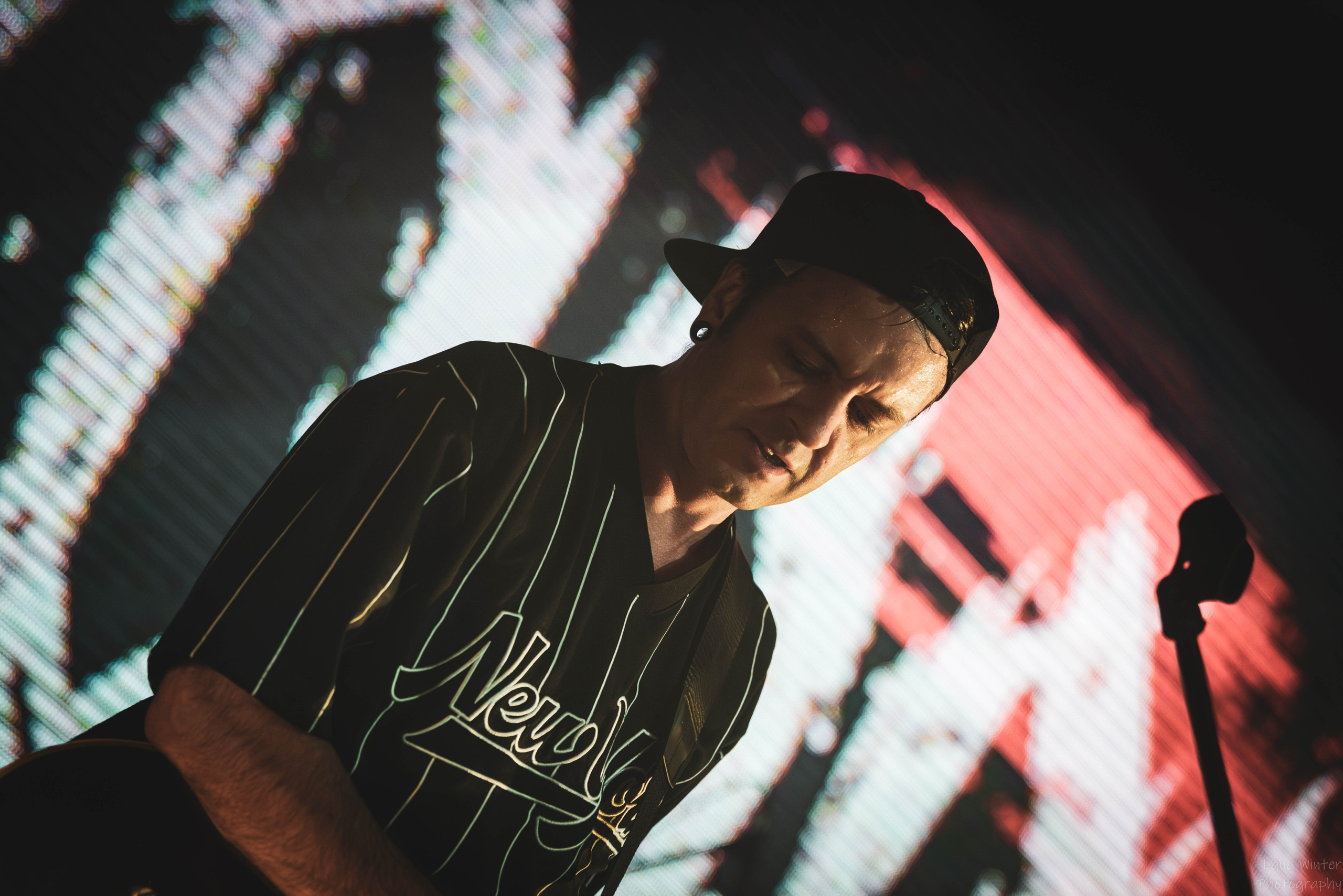 7000$ (29 июня 2025 года, Москва, клуб Урбан). Фотограф Светлана Блинова, Москва и Московская область