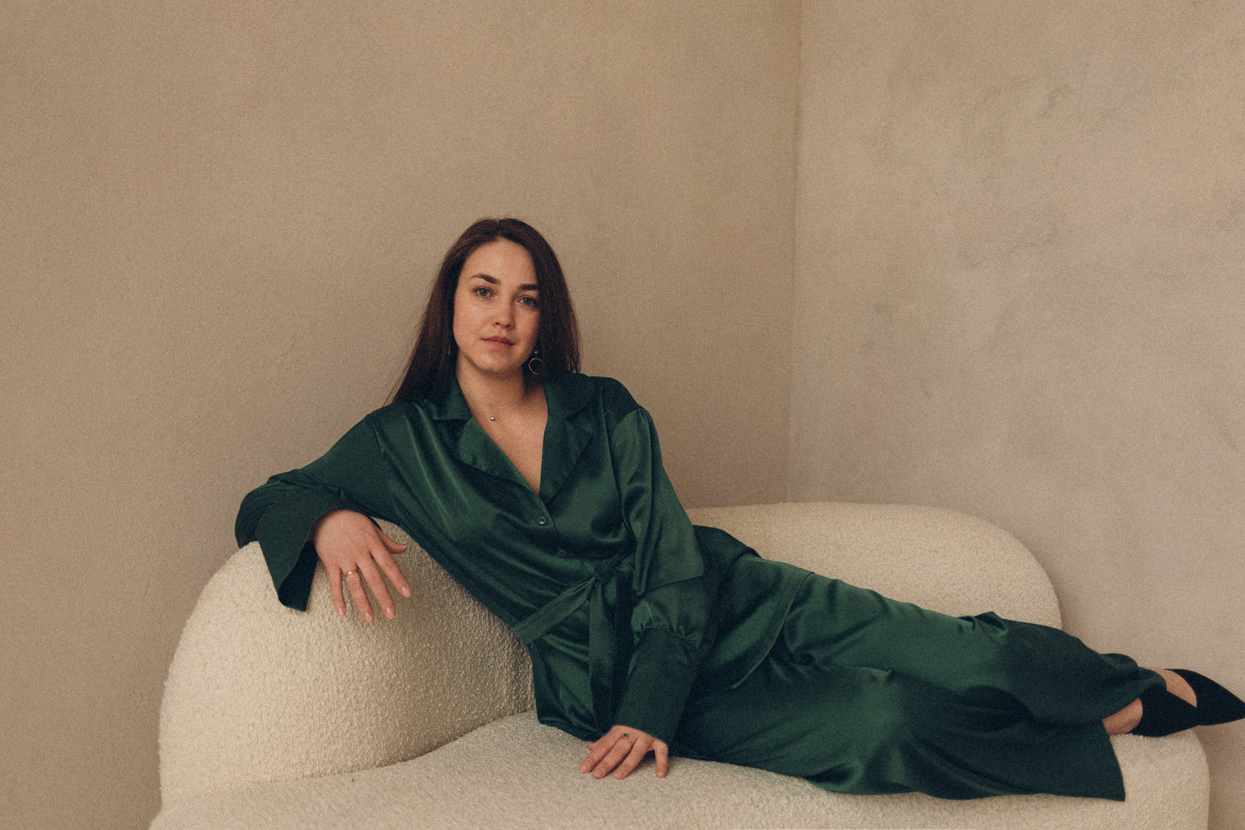 Индивидуальная фотосессия в студии Манекен в Екатеринбурге. Марина Рерих — портретный фотограф в Екатеринбурге