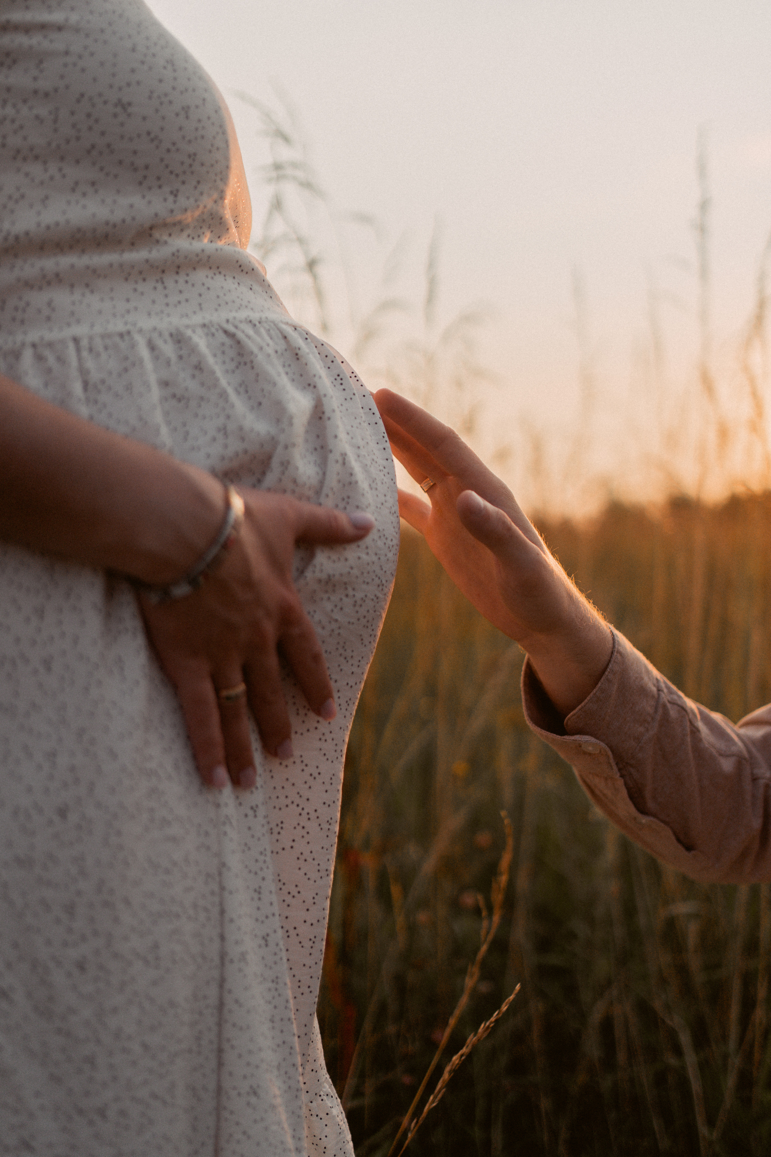 Фотосессия беременности в Новом Домодедово. Семейный фотограф в Москве и в Домодедово Екатерина Патракова