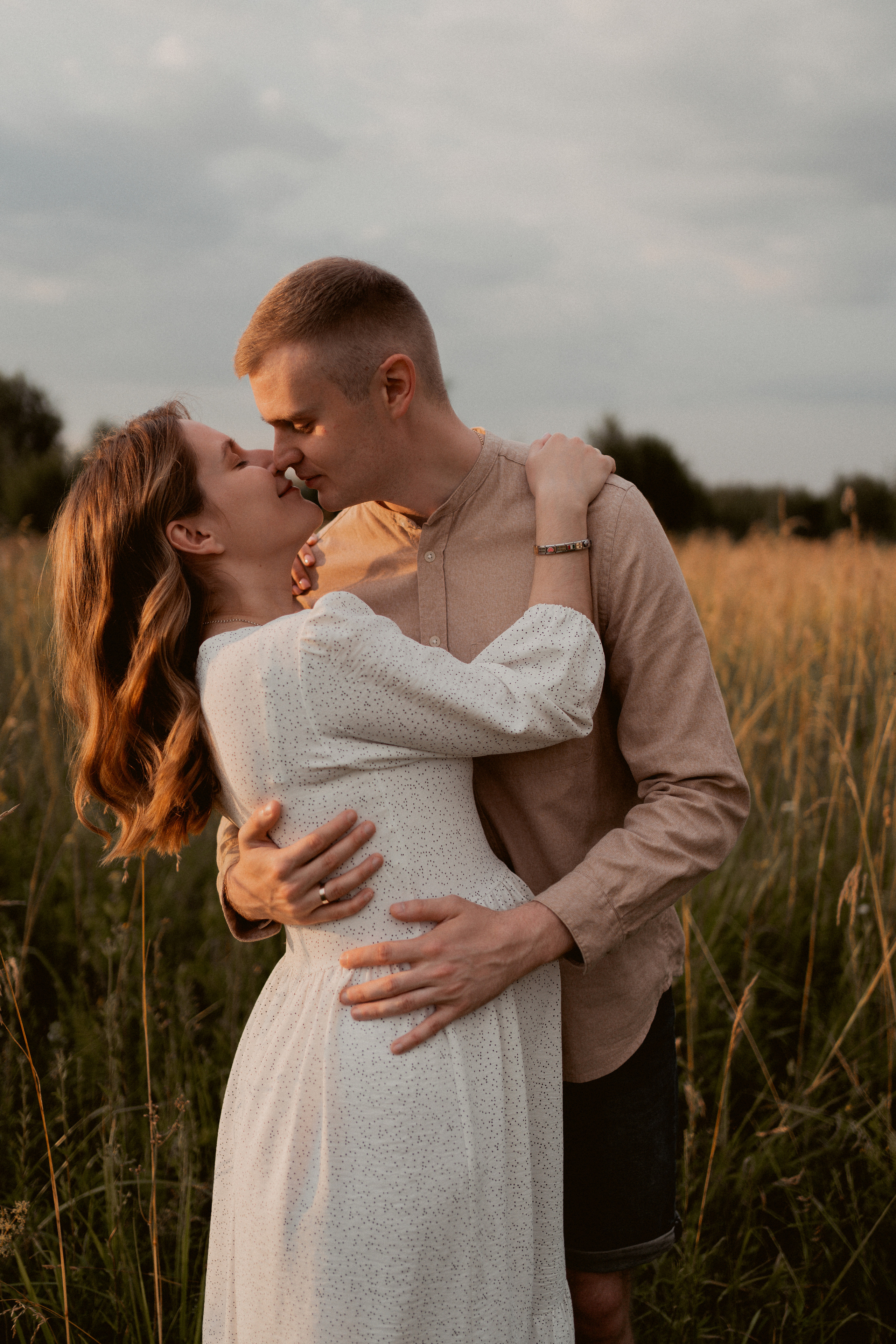 Фотосессия беременности в Новом Домодедово. Семейный фотограф в Москве и в Домодедово Екатерина Патракова