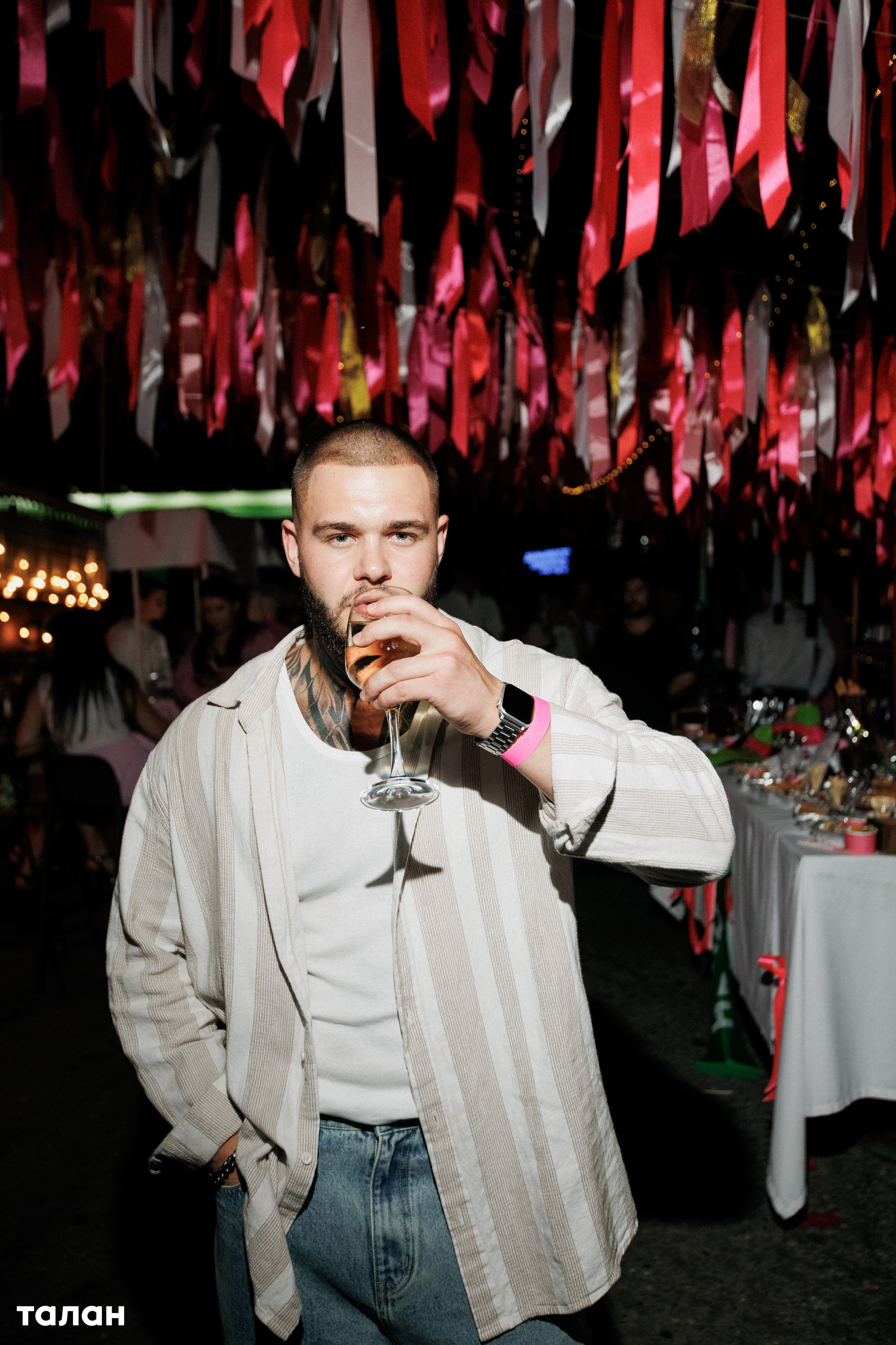 ВИНОТЕКА [бар+магаз] — BIRTHDAY PARTY. СВОИ. ФОТООТЧЕТЫ-СОБЫТИЯ-МЕСТА