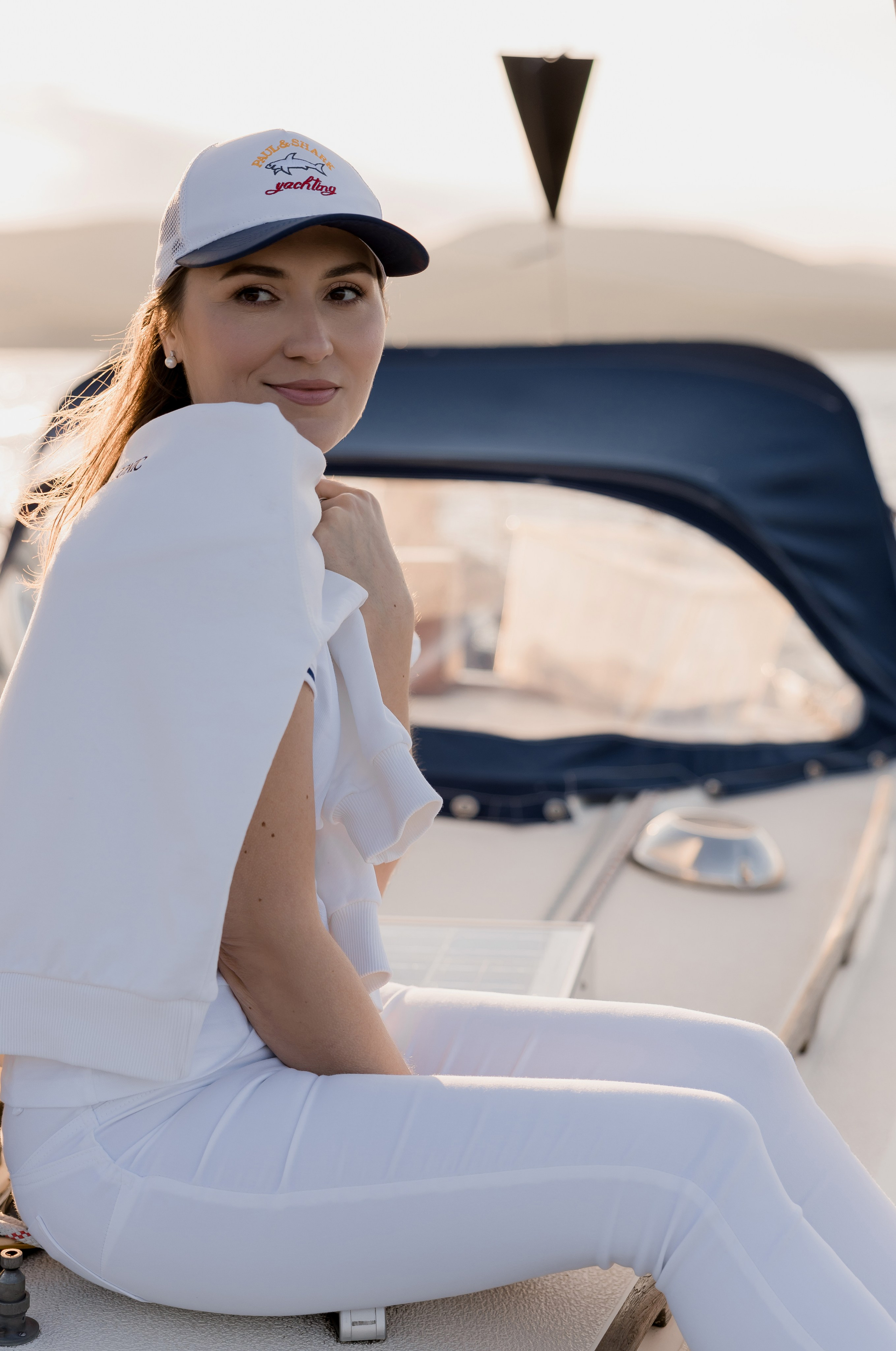 Анастасия, съёмка на яхте. Свадебный и портретный фотограф в Миассе Филиппенко Дарья