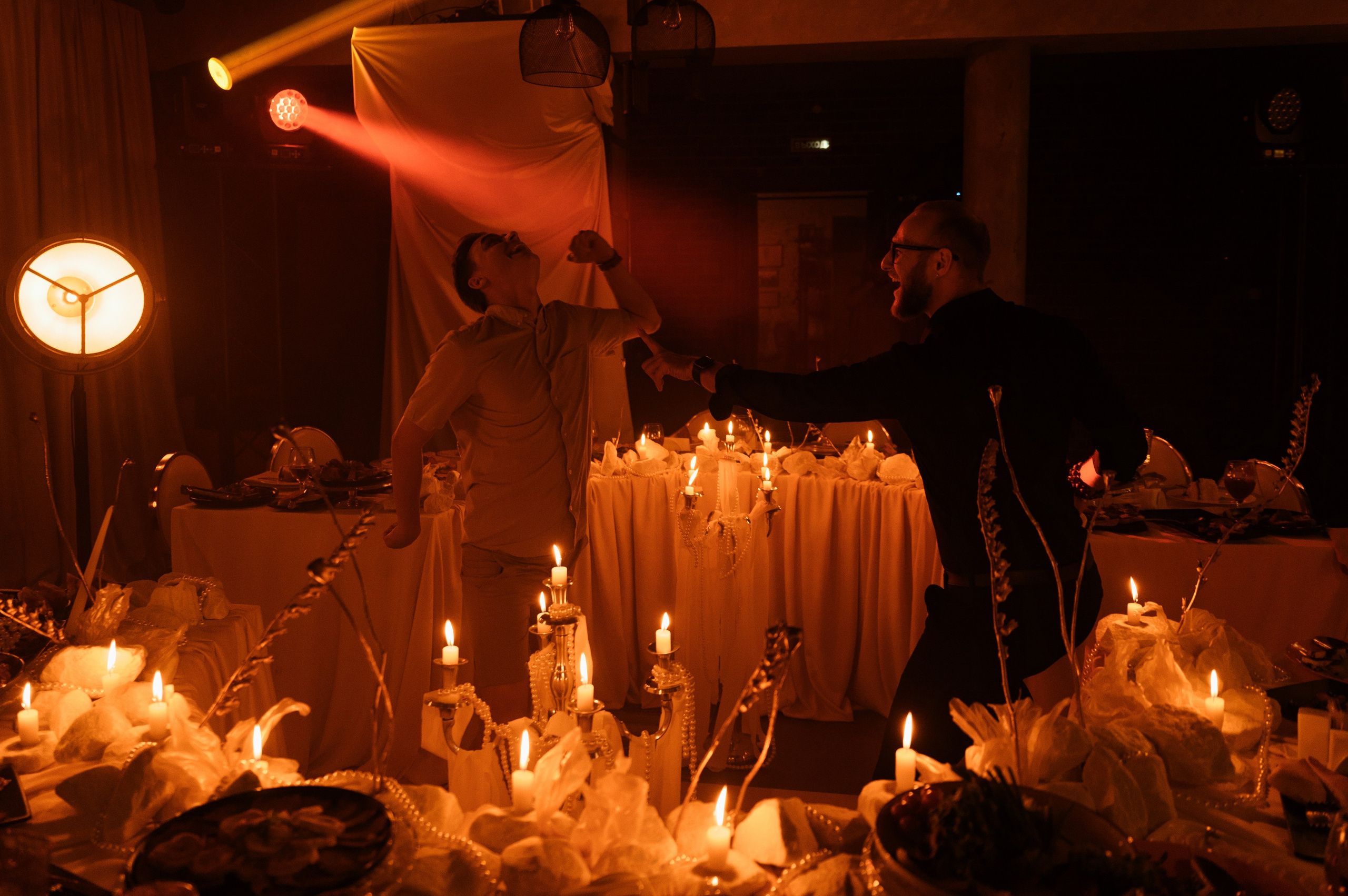 Саша и Лиза. Свадебный фотограф и видеограф