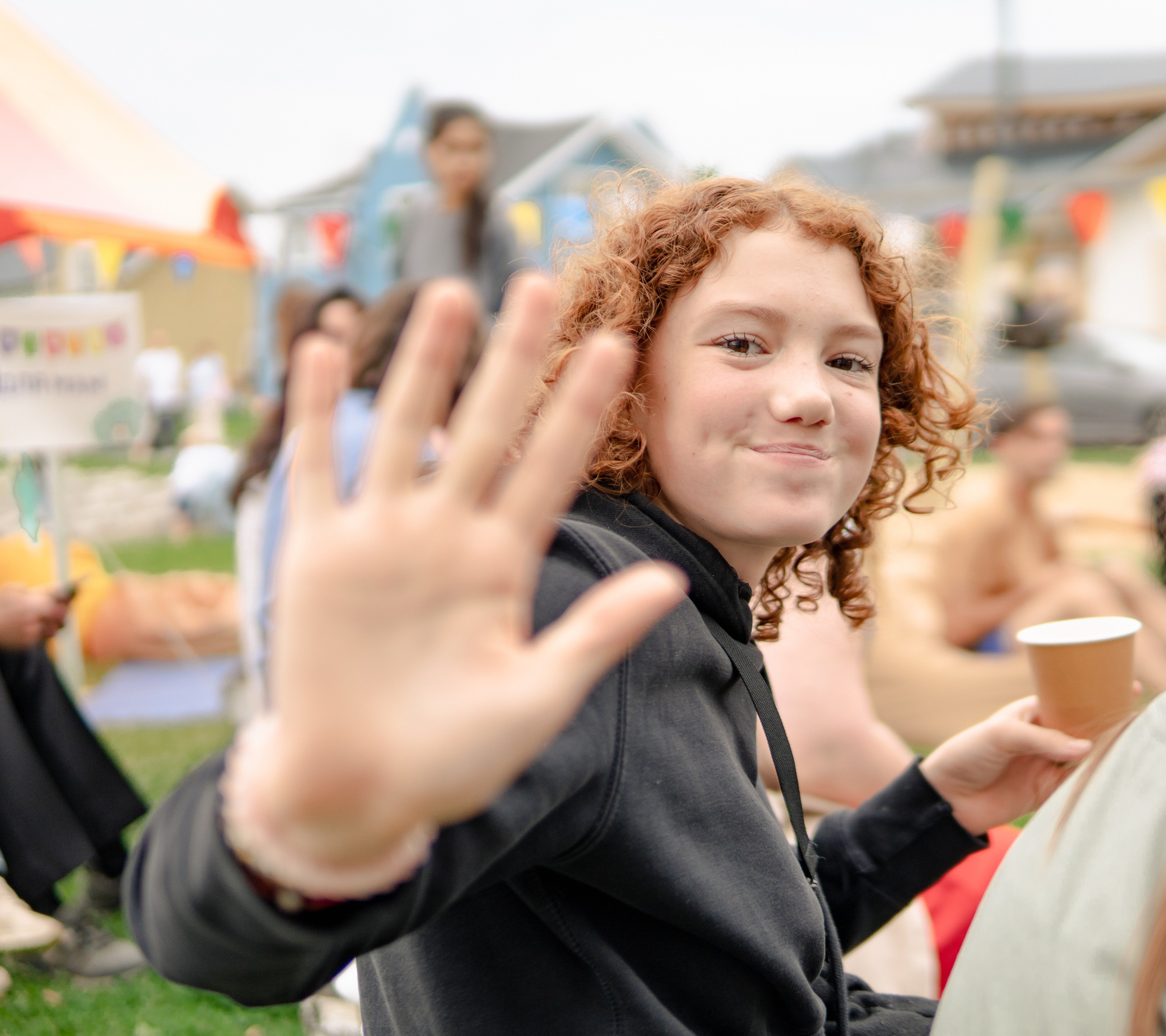 фотограф в Деревне Мира