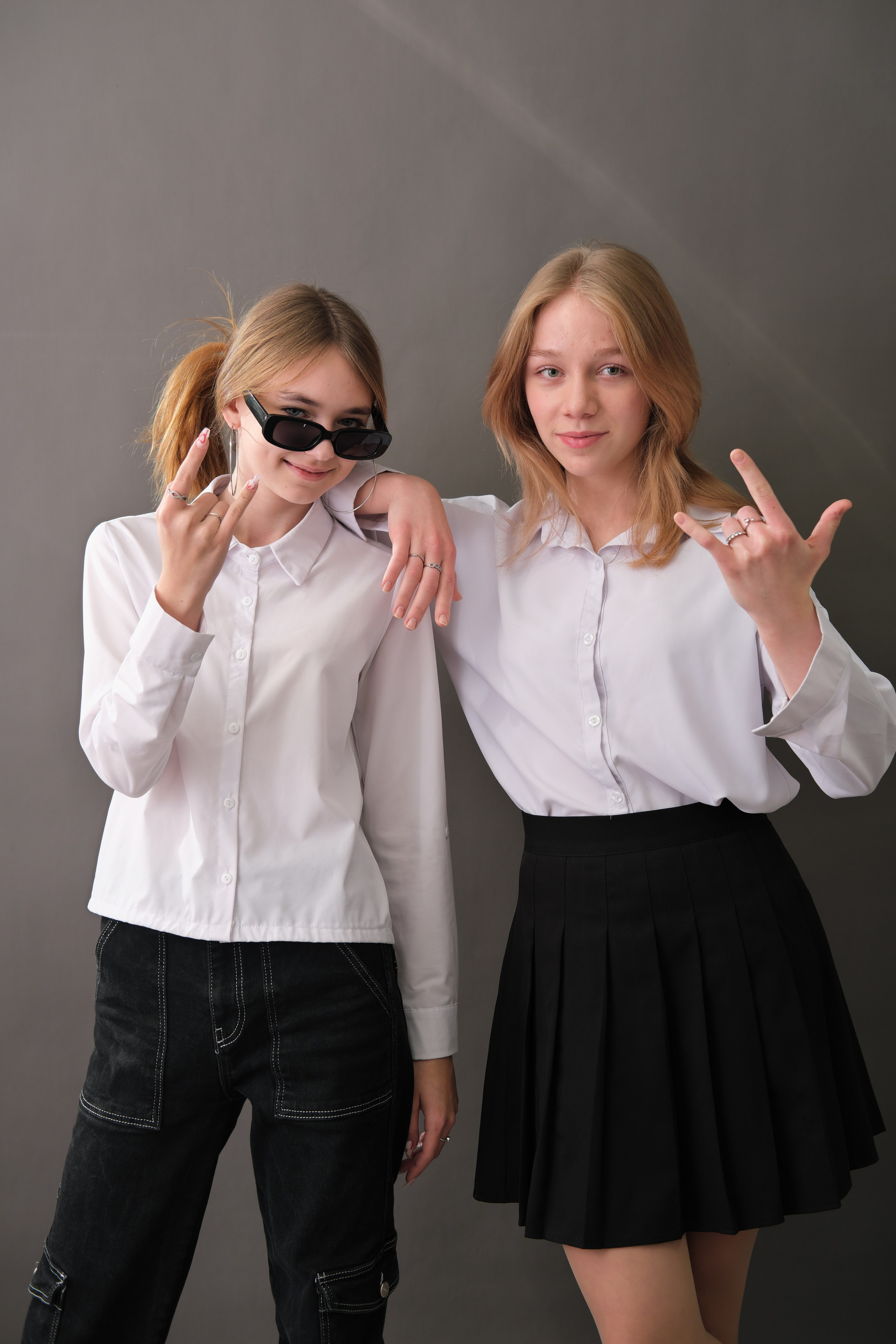 Выпускной альбом для 9 и 11 классов. Выпускной альбом Стрежевой