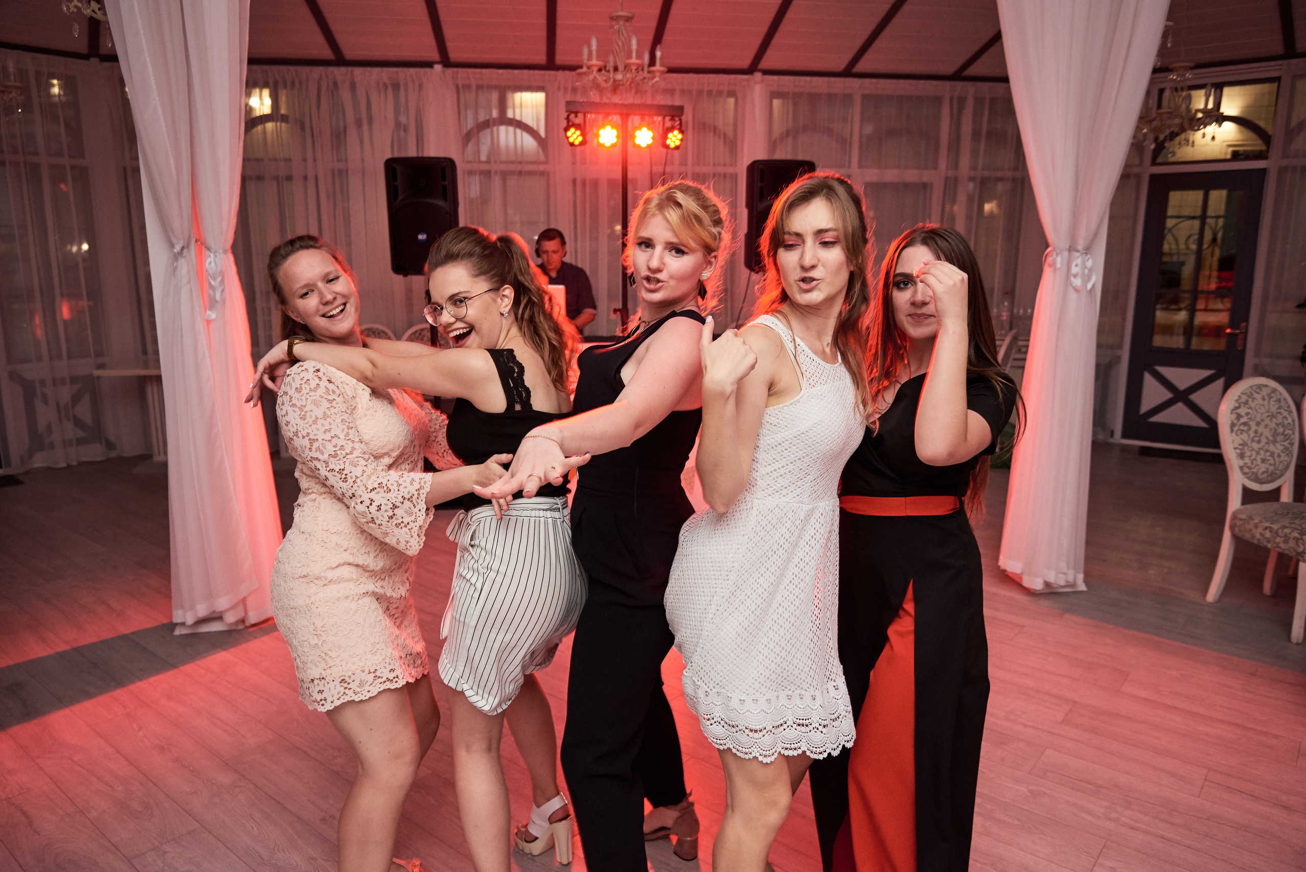 Выпускной факультета МКиМТ. Репортажный и коммерческий фотограф в Ростове Виталий Ишков