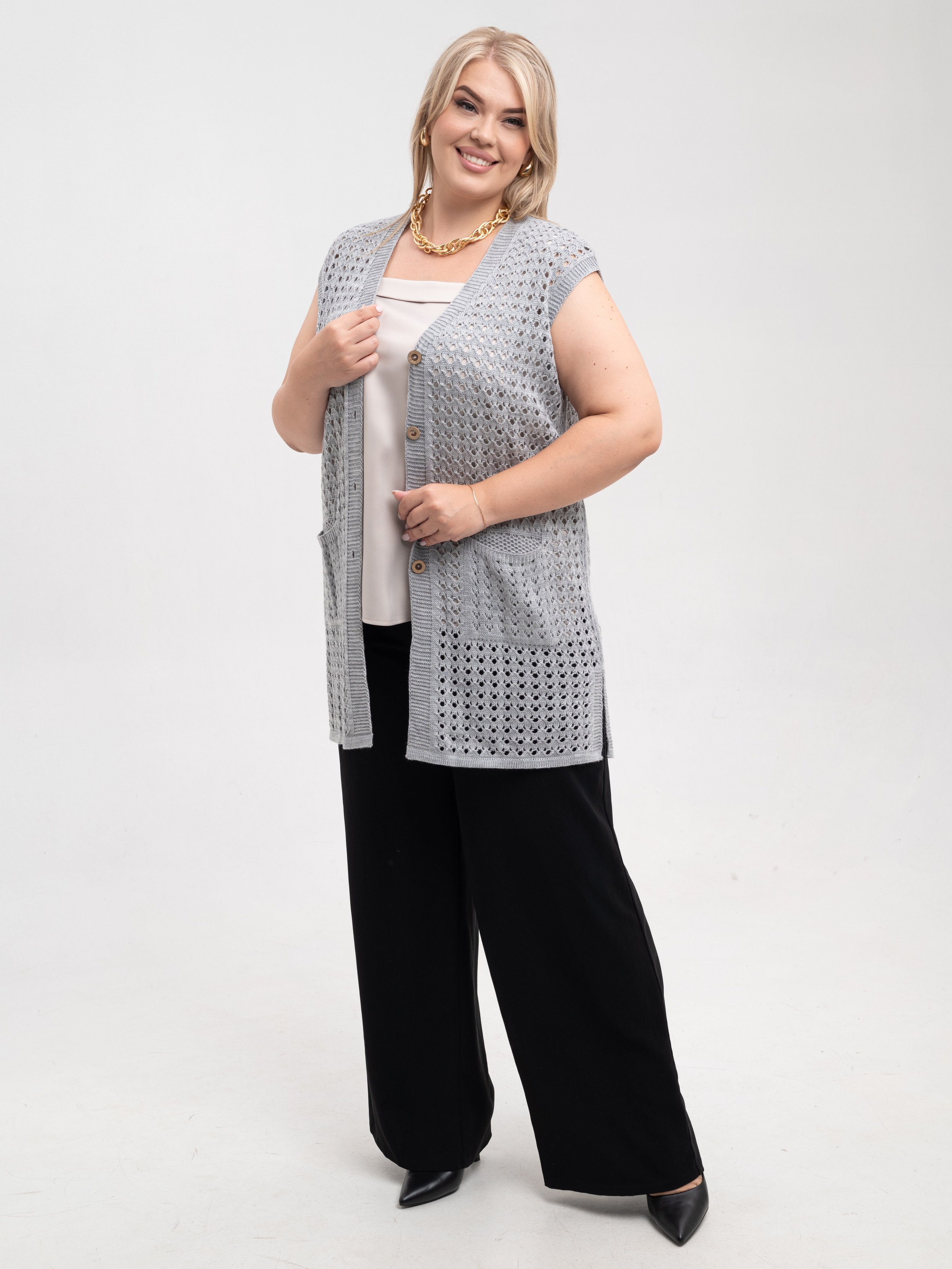 Кардиганы. Предметный фотограф, фото для маркетплейсов Пятигорск, КМВ