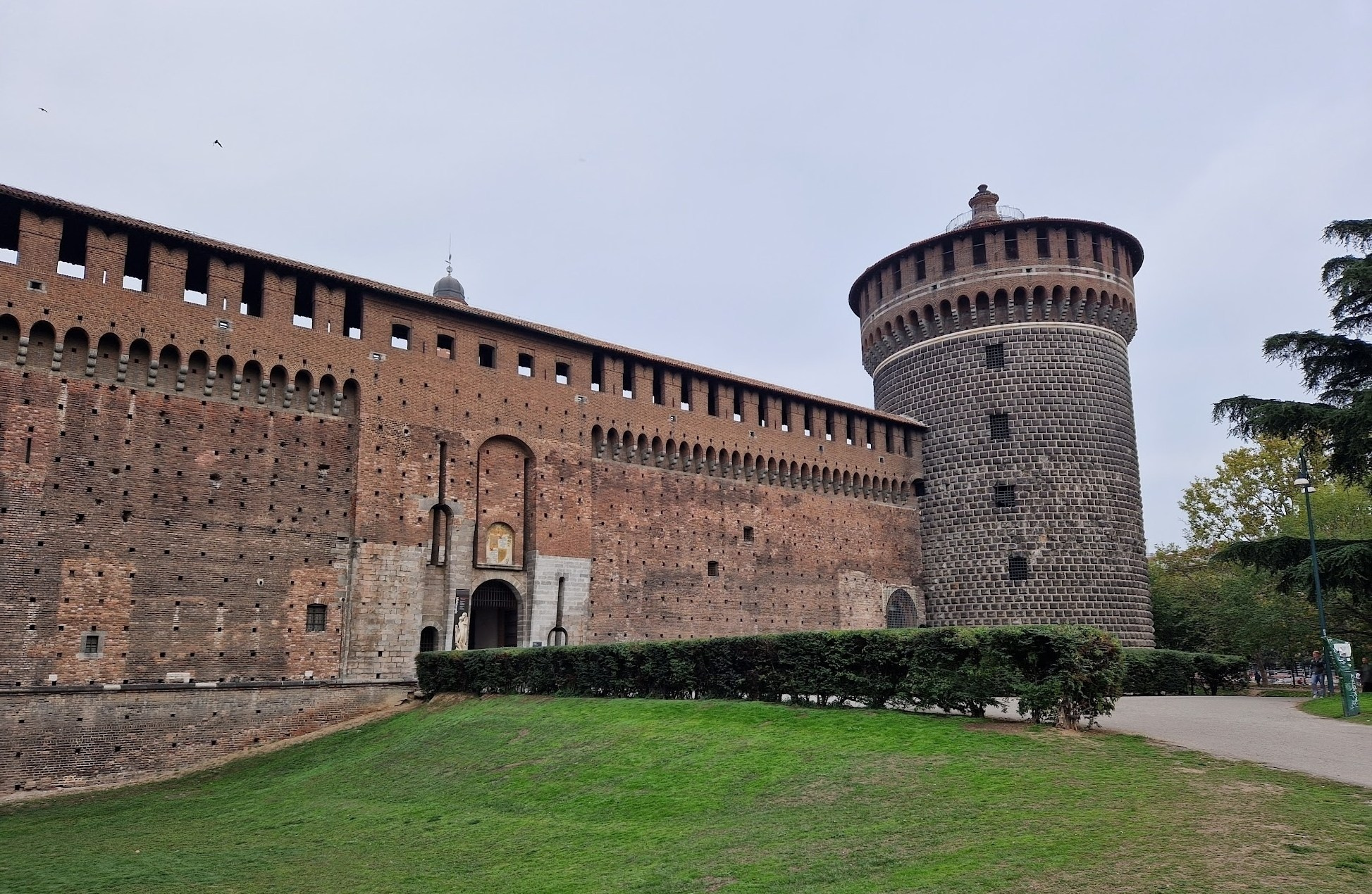 Замок Сфорца в Милане