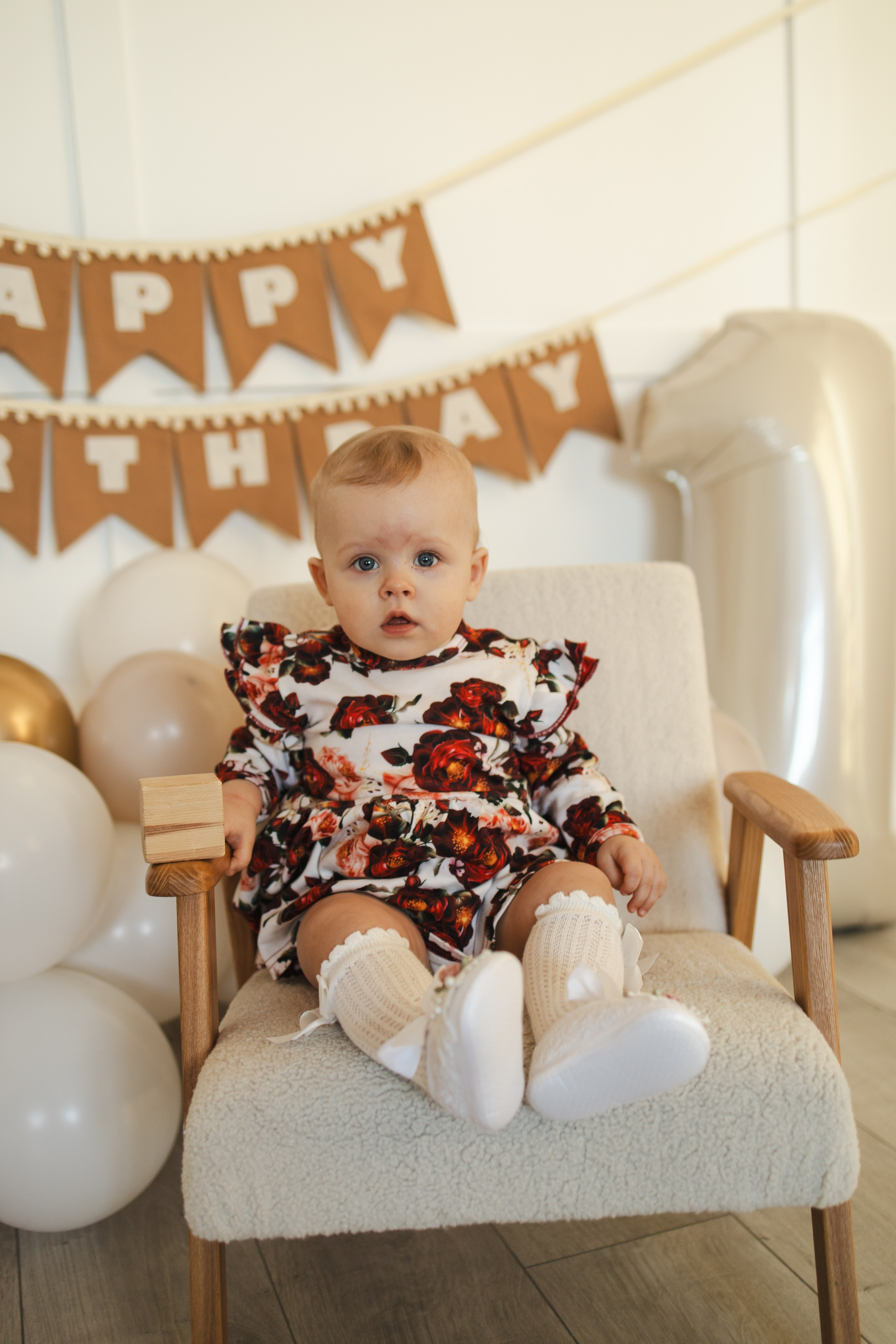 Есения 1 годик. Фотограф в Иркутске Тома Кабанова