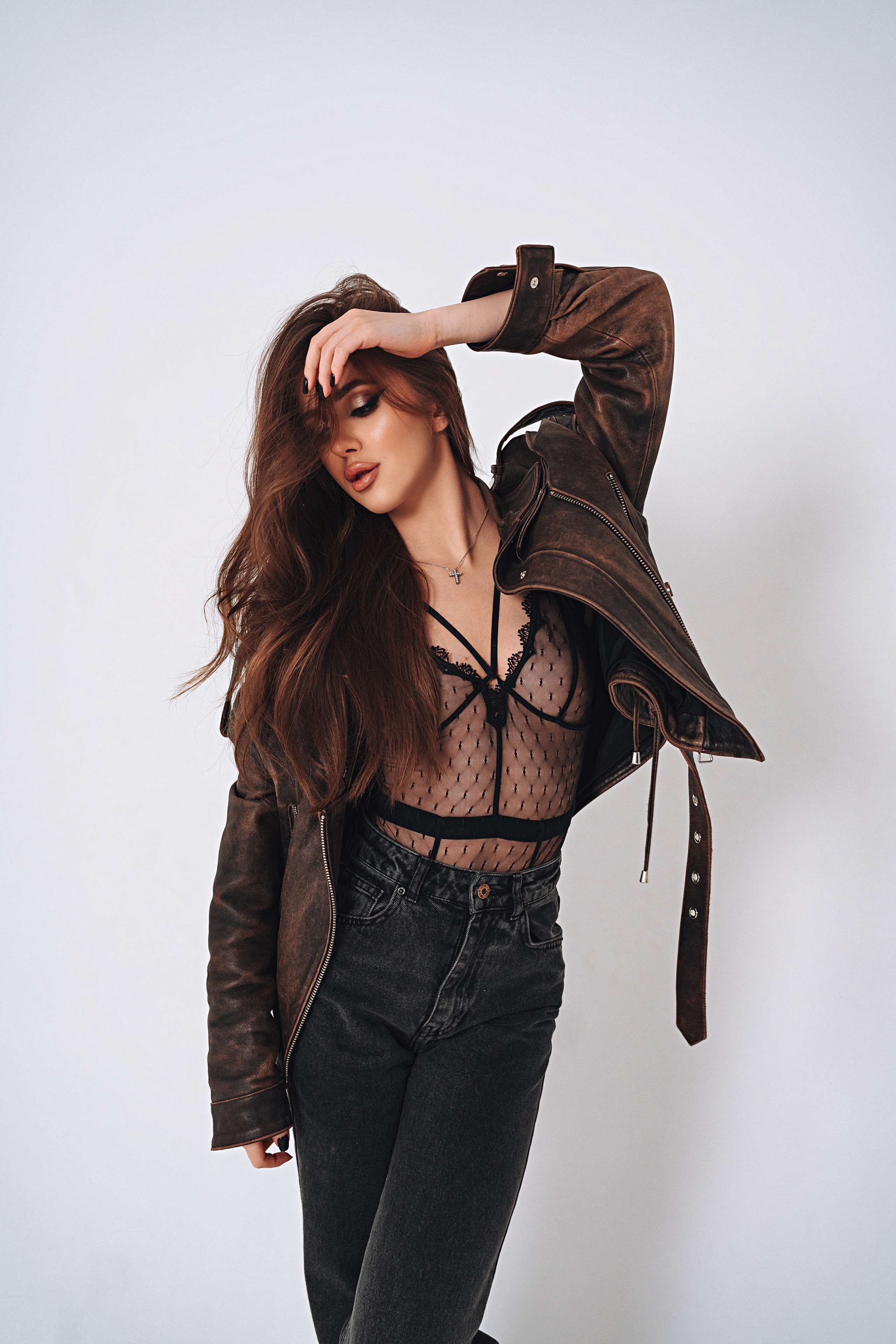 Женский портрет (в интерьере). Свадебный и портретный фотограф в Симферополе и Крыму