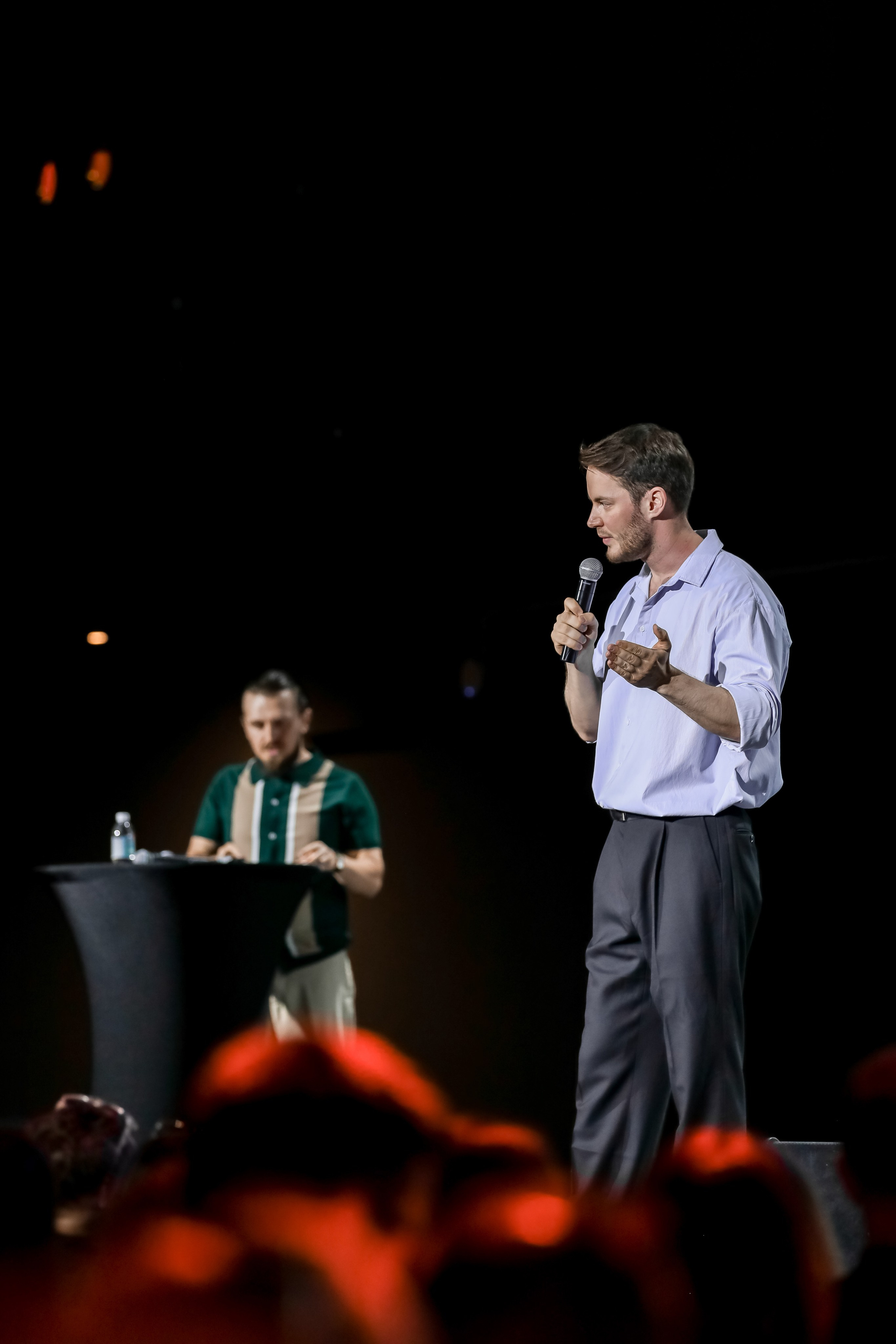 ФЛАГМАН / ГЛАВНЫЕ СПИКЕРЫ ОЛЕГ ТОРБОСОВ / СТАС ЕГОВЦЕВ. Photographer Viktoriya Markushina «My world throug»