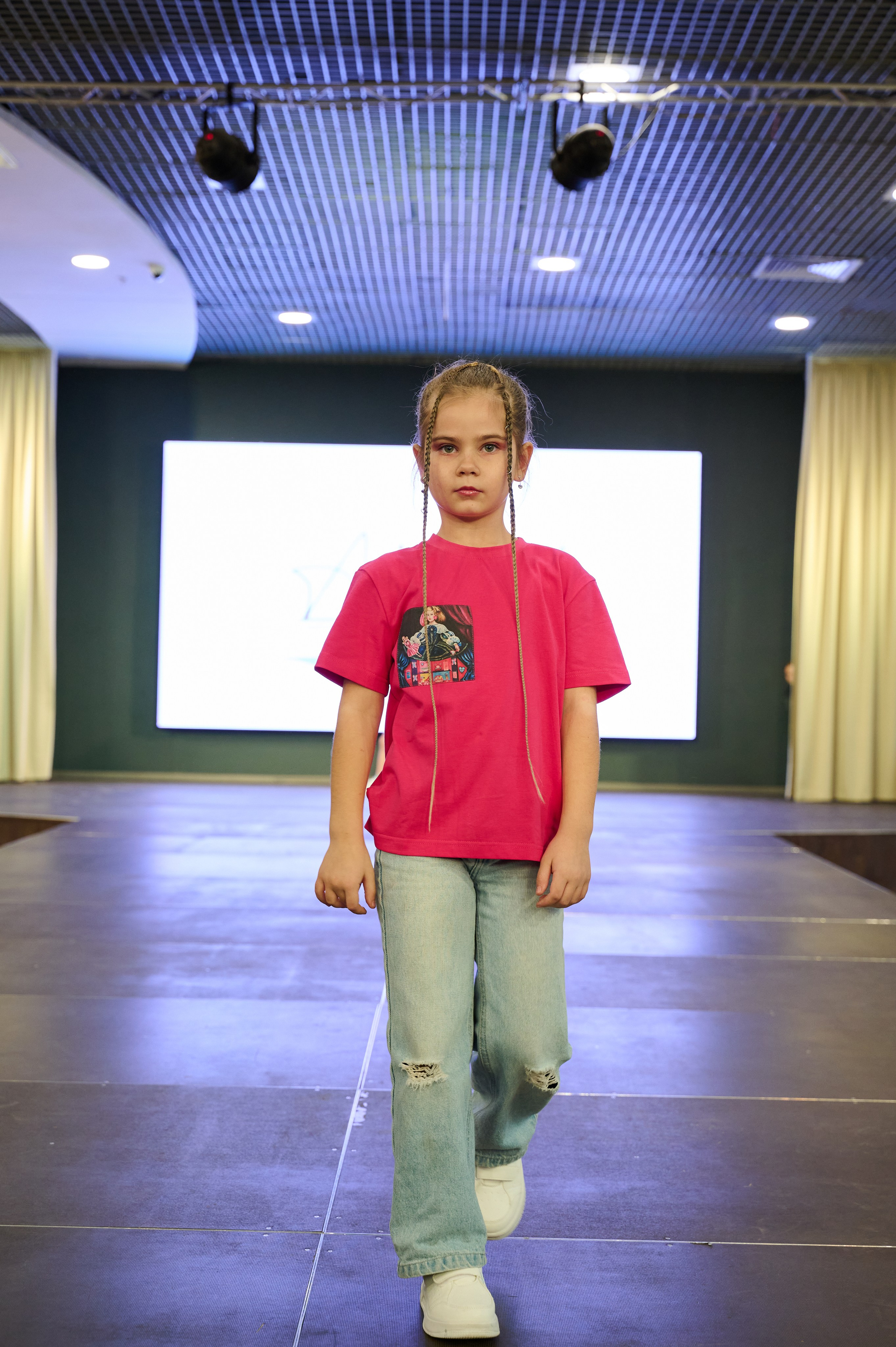 Показ Global Russian Models. Фотограф Универсал в Новосибирске