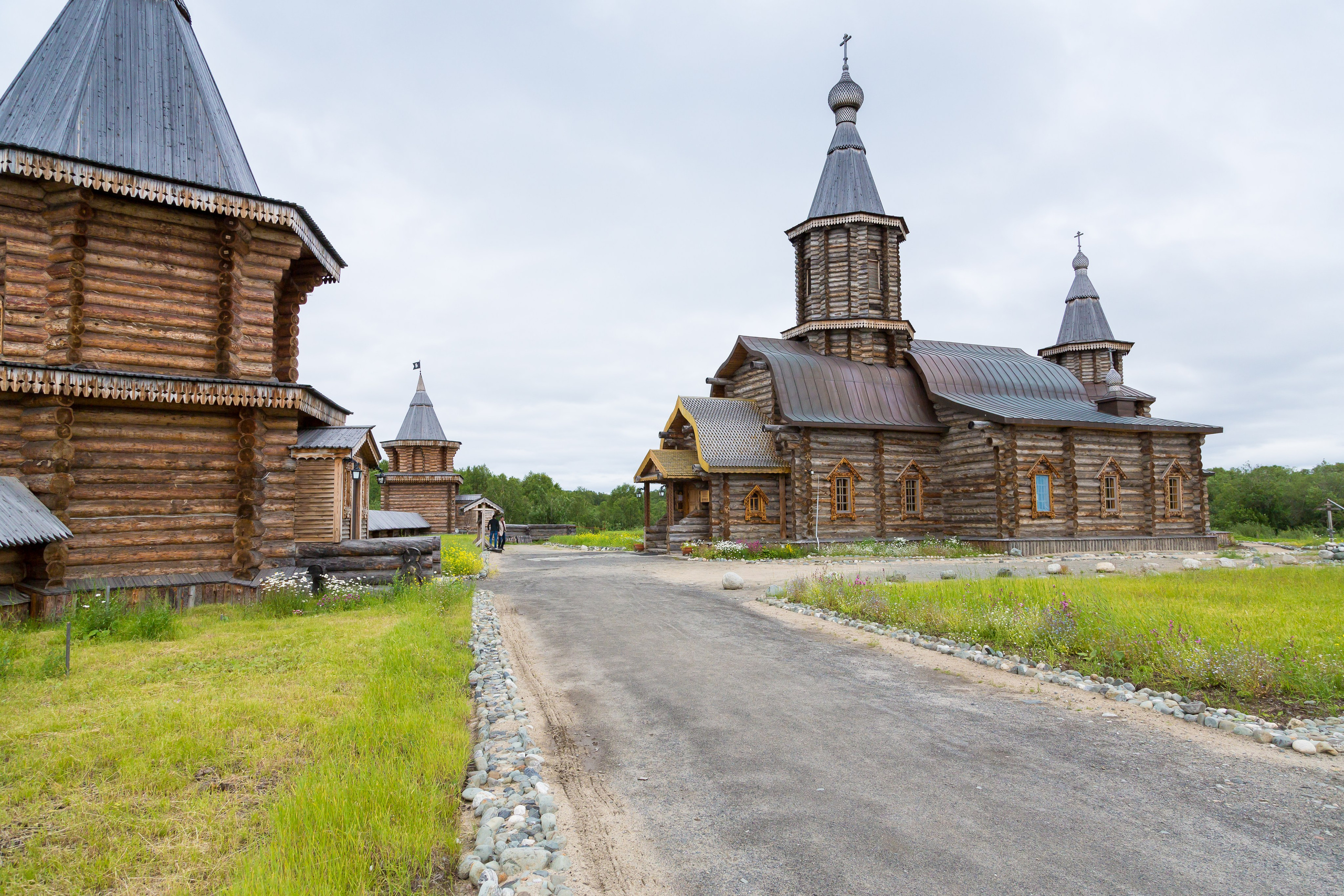 Печенга — край сосновой реки. Пейзажи Крайнего Севера. Баренцево море, Рыбачий, Средний, Немецкий