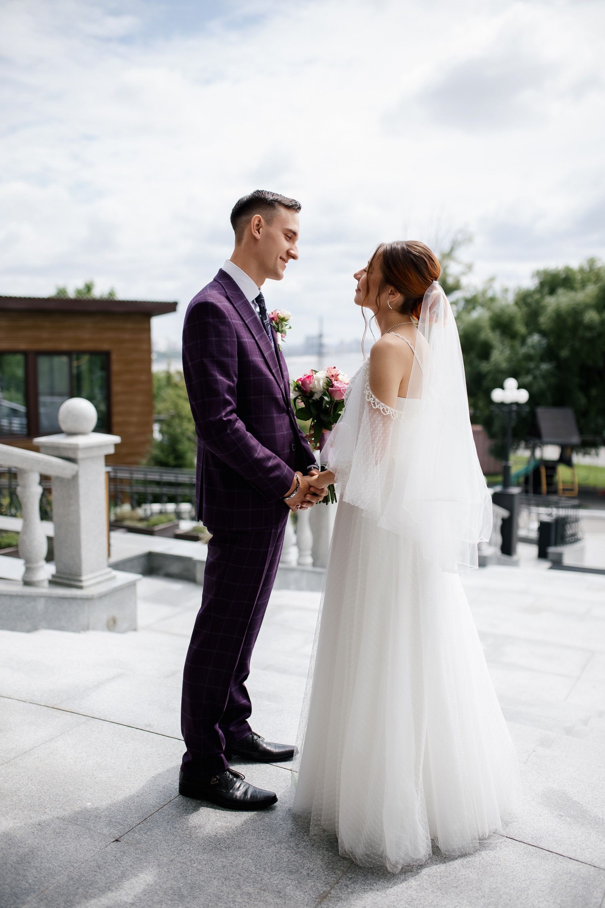 Ксения и Максим. Сборы Sopka. Прогулка по городу. Свадебный фотограф в Хабаровске