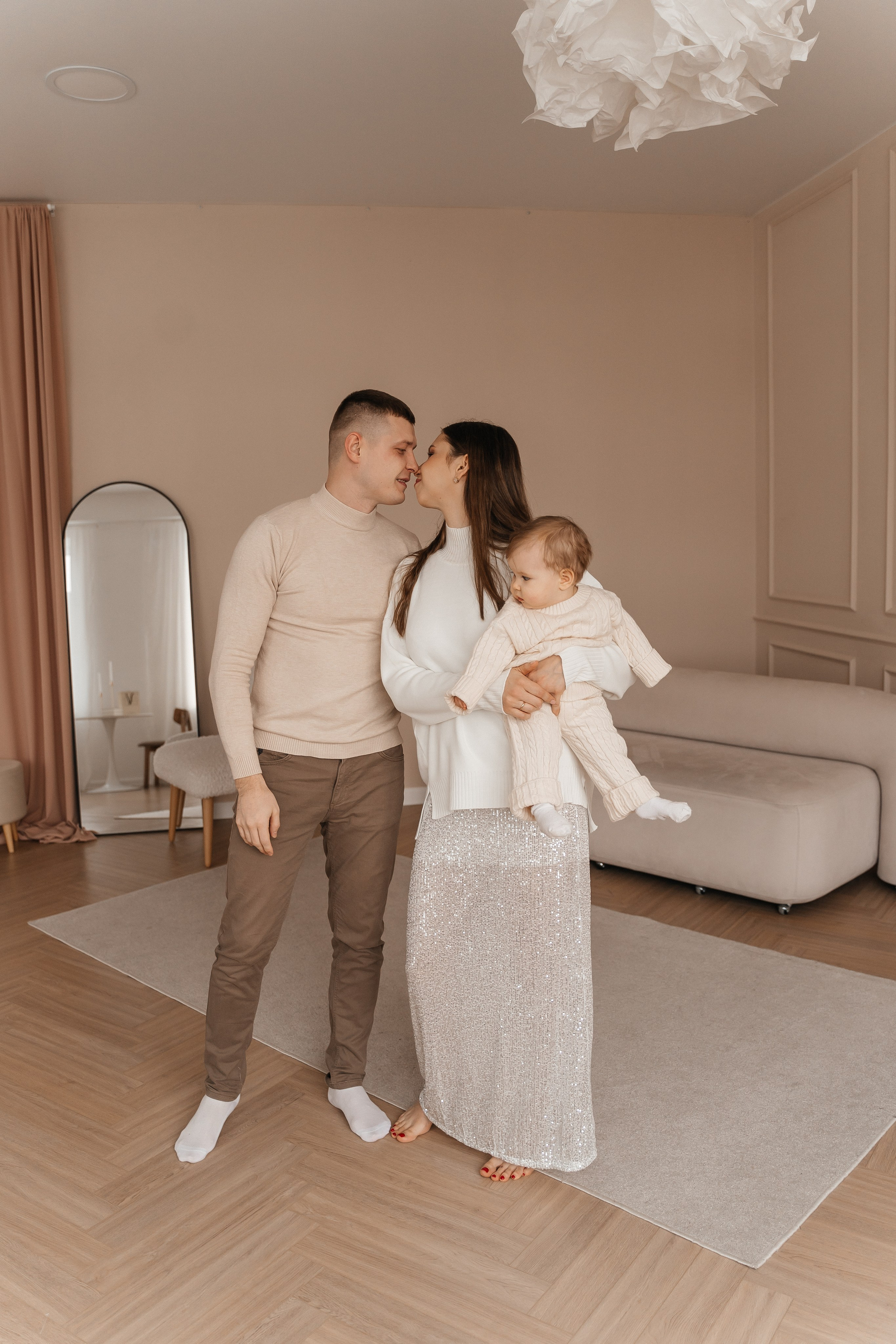 Сережа, Юля, Василиса и Дарина. Волик Мария