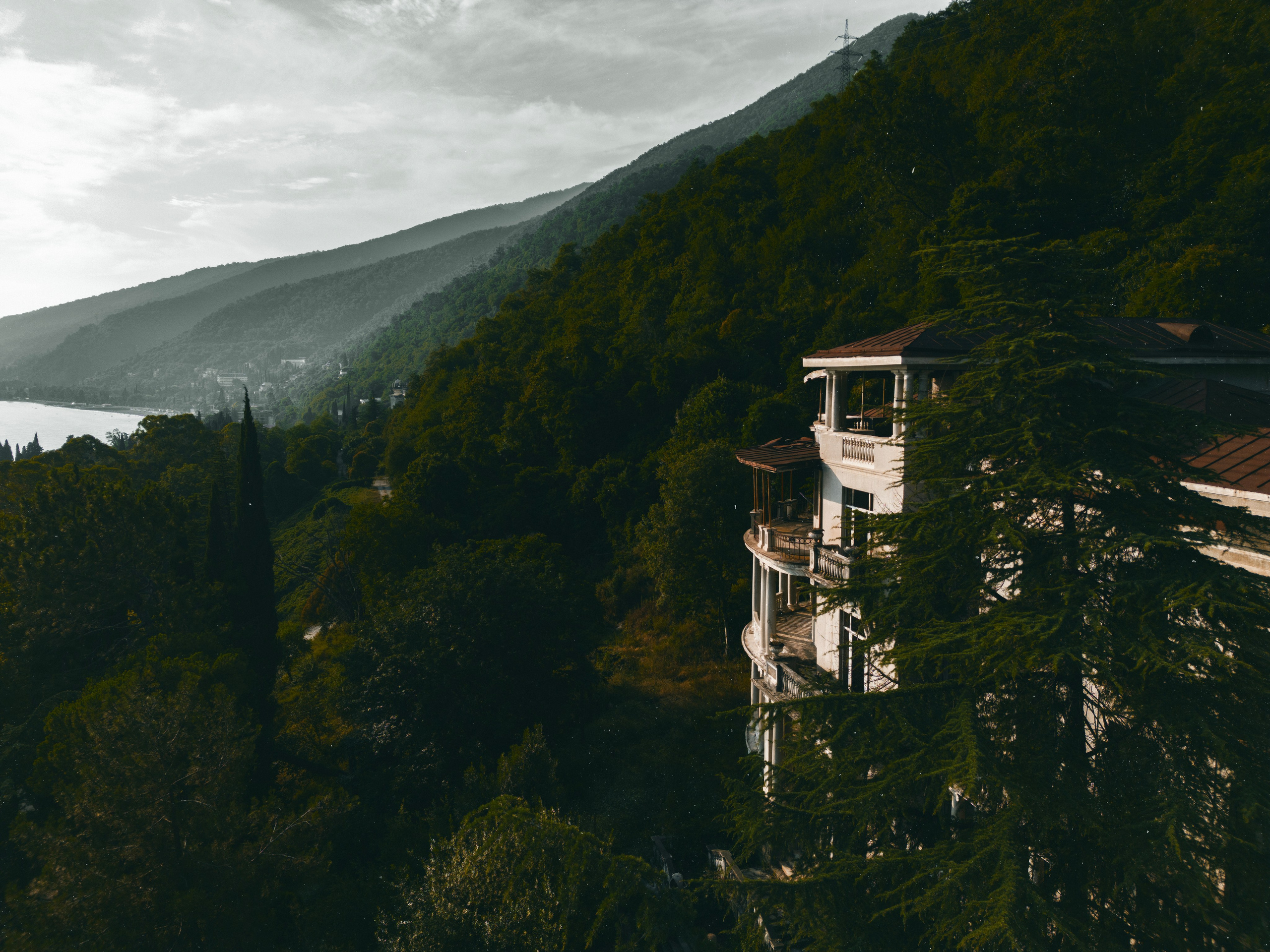 Отель Юпшара. Главная