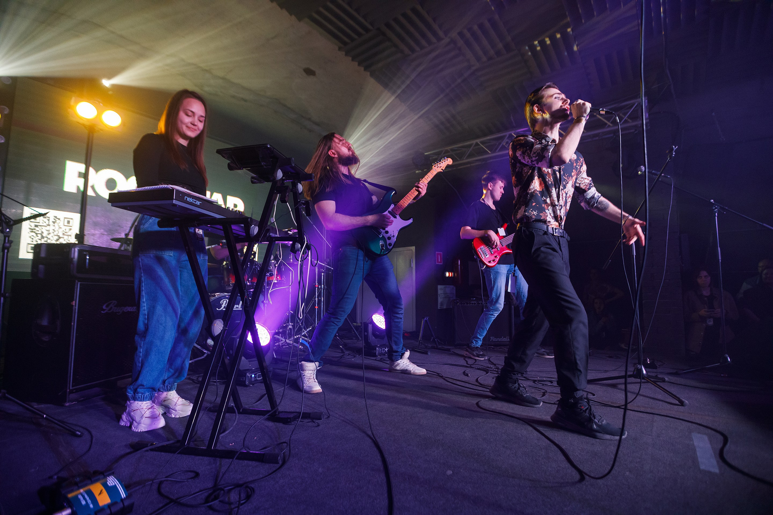 Репортажная фотосъемка концерта. Профессиональный фотограф в Новосибирске