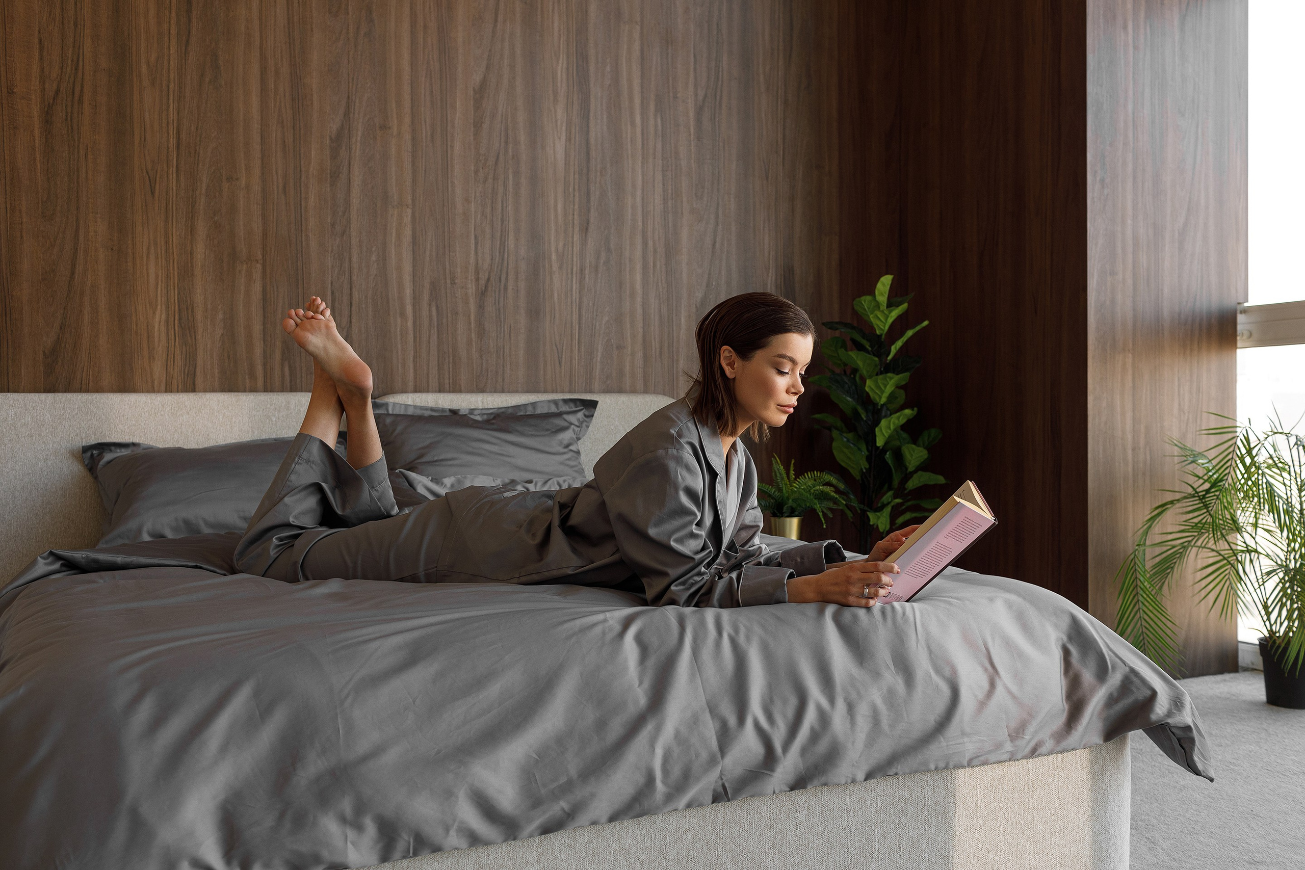 Предметная фотосъемка кроватей, мебели. Профессиональный фотограф в Новосибирске