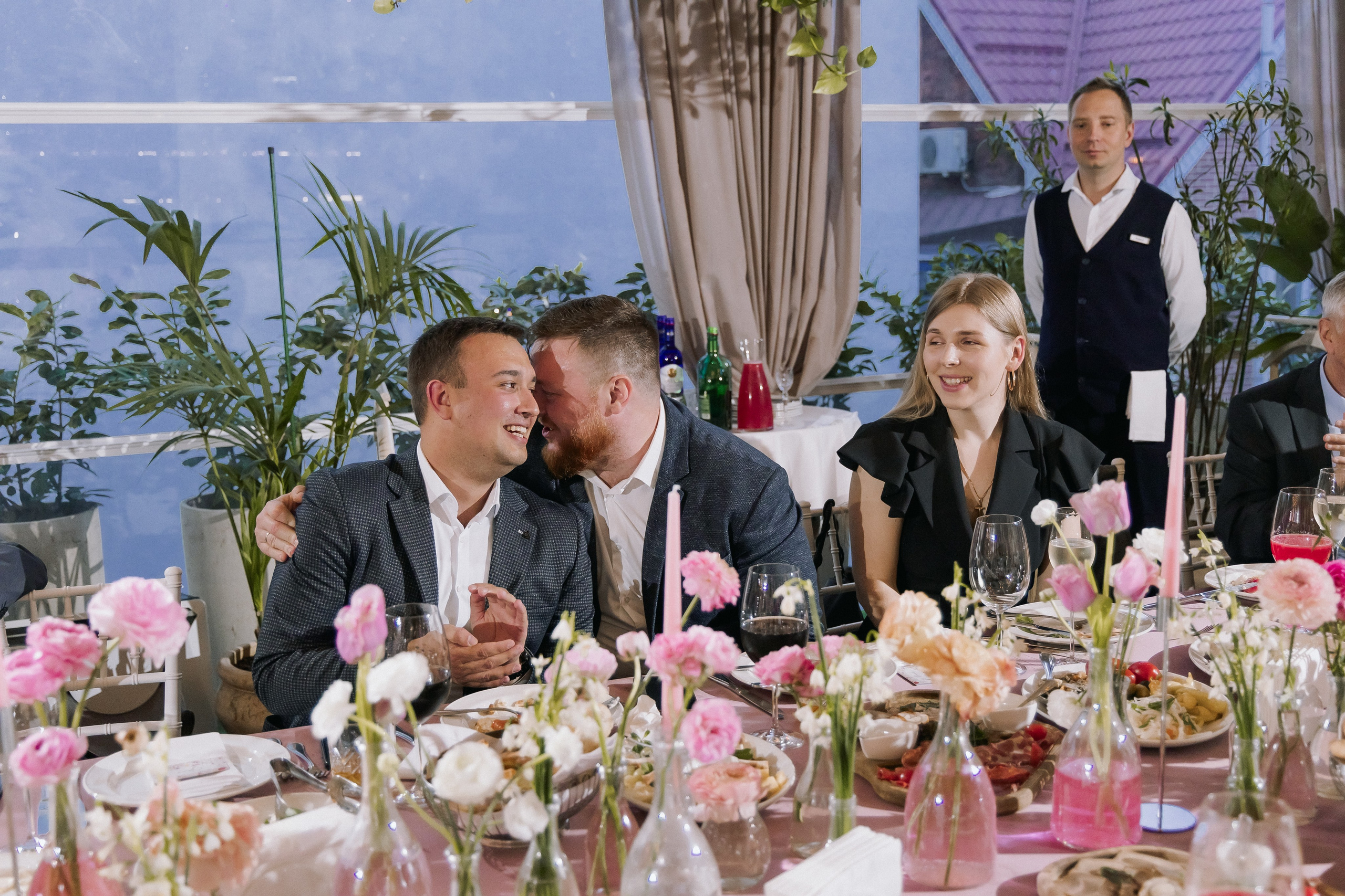 Яна и Святослав. Свадебный день. Свадебная фотография. Арина Рубах