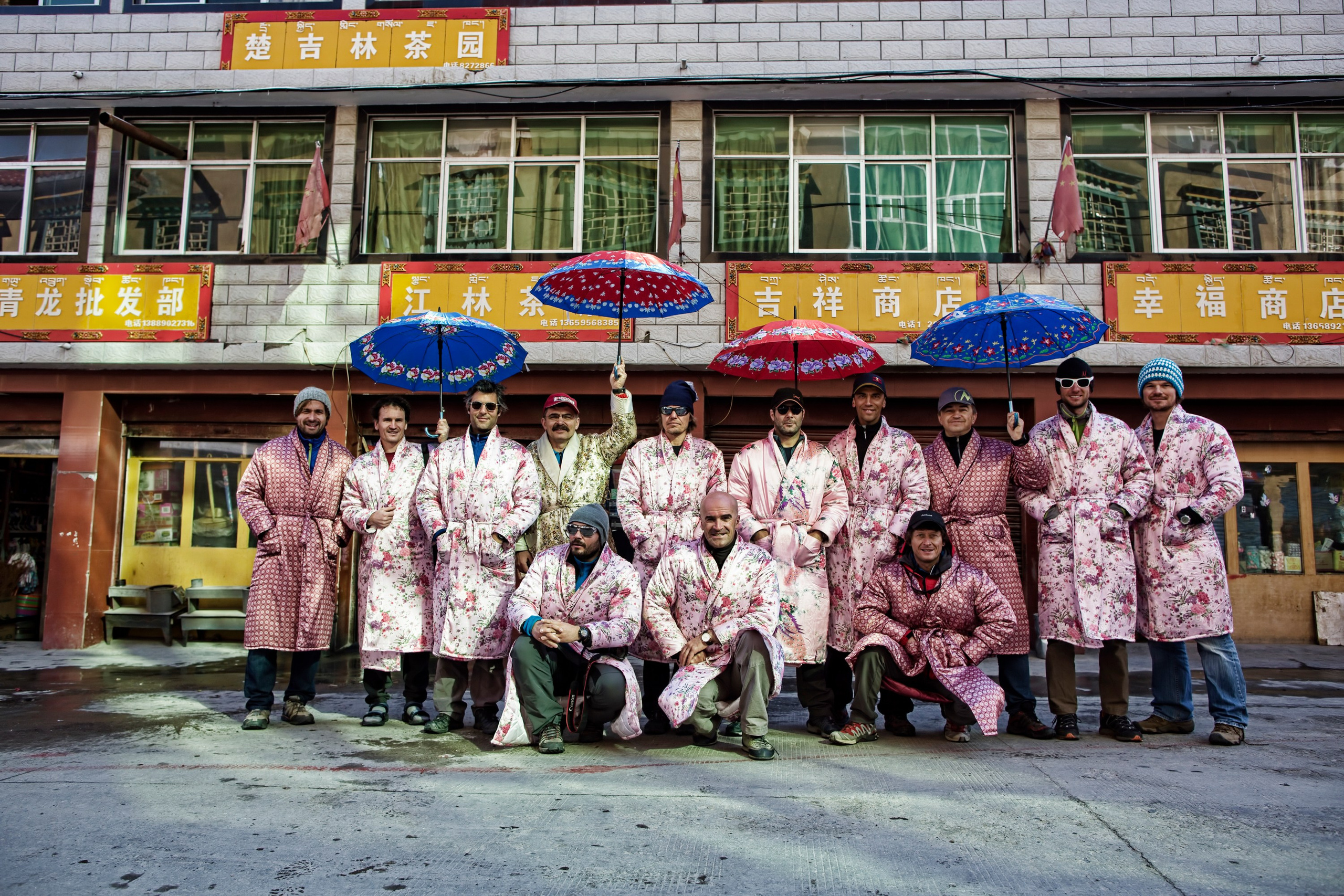 Expeditions BASE. Creative Photographer Denis Klero