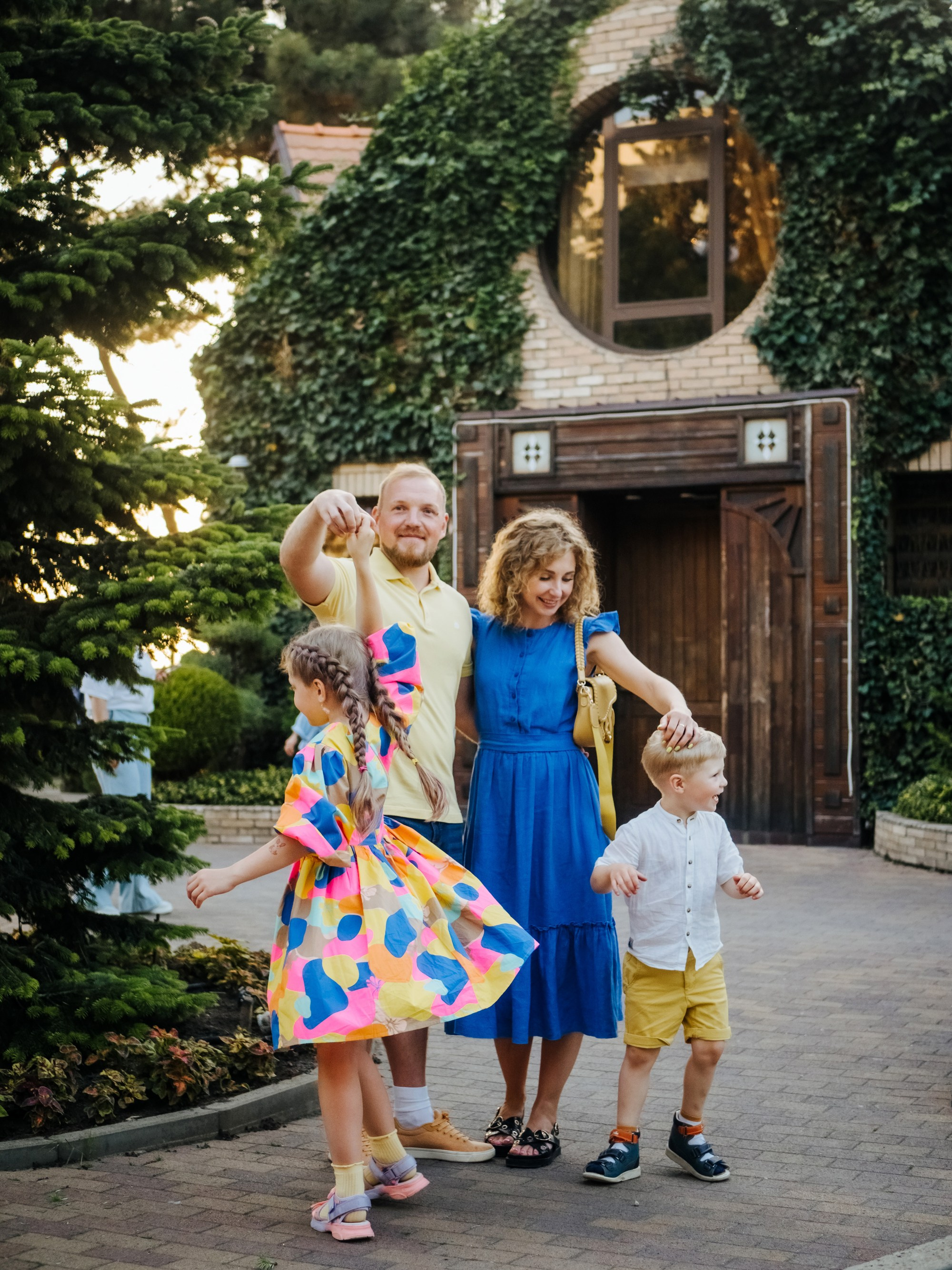 Лёша + Лена + Василиса + Макс. Семейный, детский, свадебный, фотограф в городе Анапа