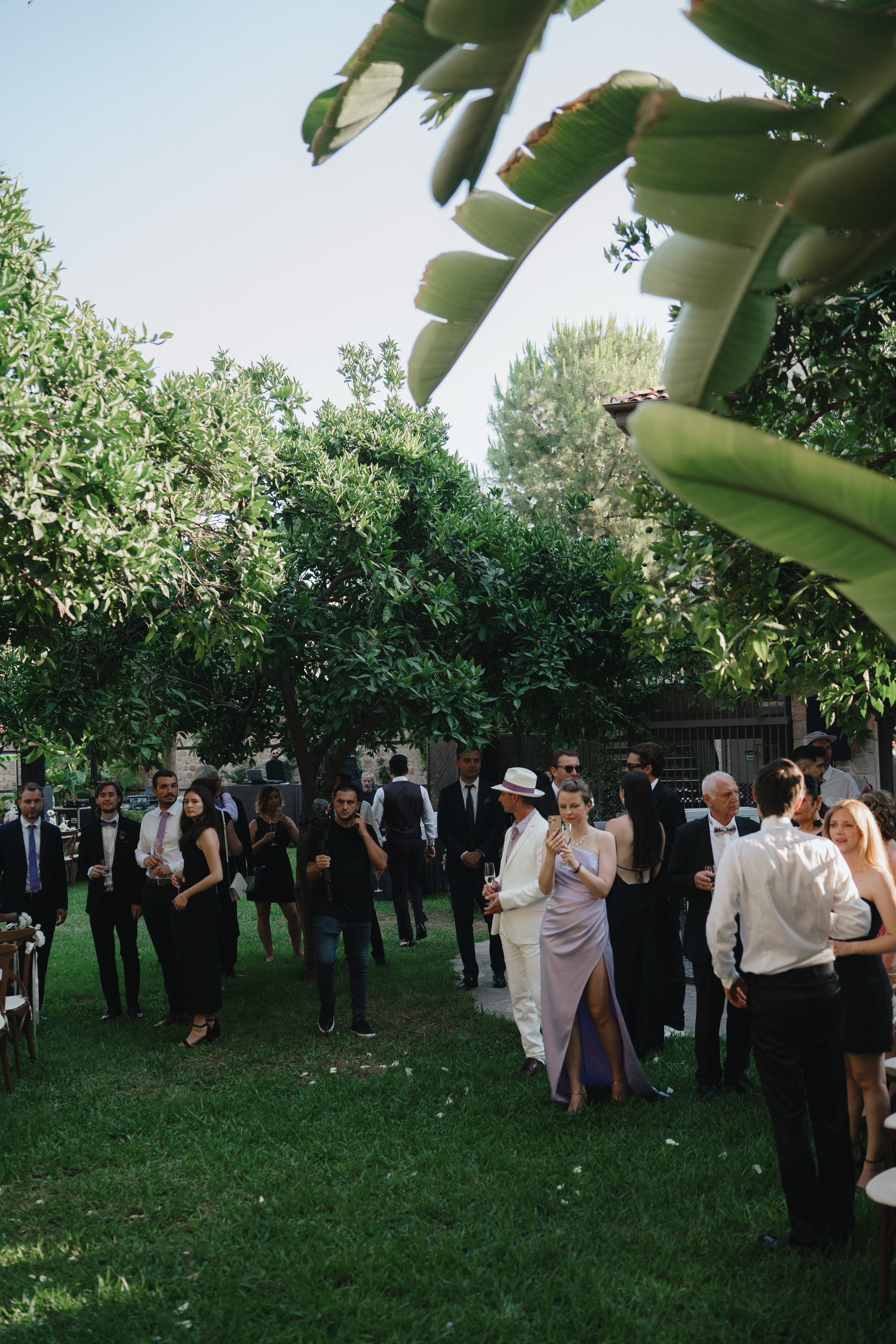 Casa Sur. Wedding & Documentary Photographer based in Nuremberg — available across Europe & Turkey | Vitalii Nasonov