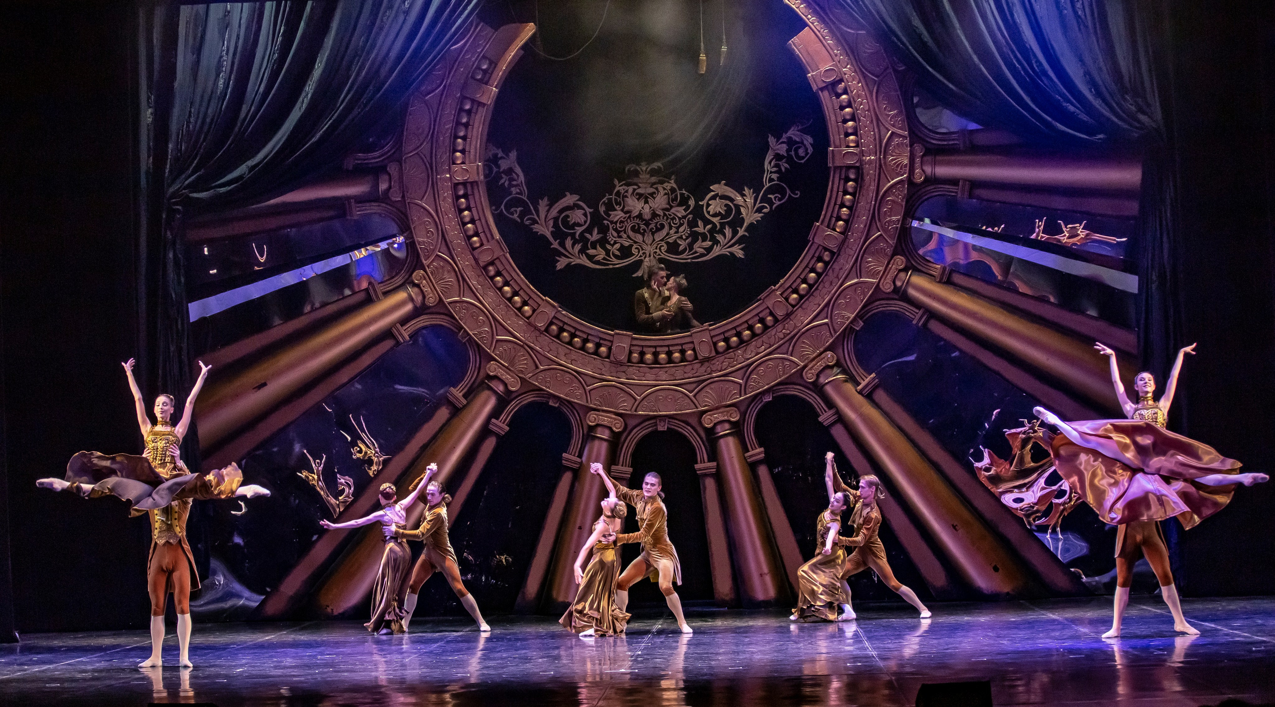 Русский Гамлет спектакль премьера Марийского театра оперы и балета в Зимнем театре г. Сочи. Фотограф в Сочи Юрий Шептаев