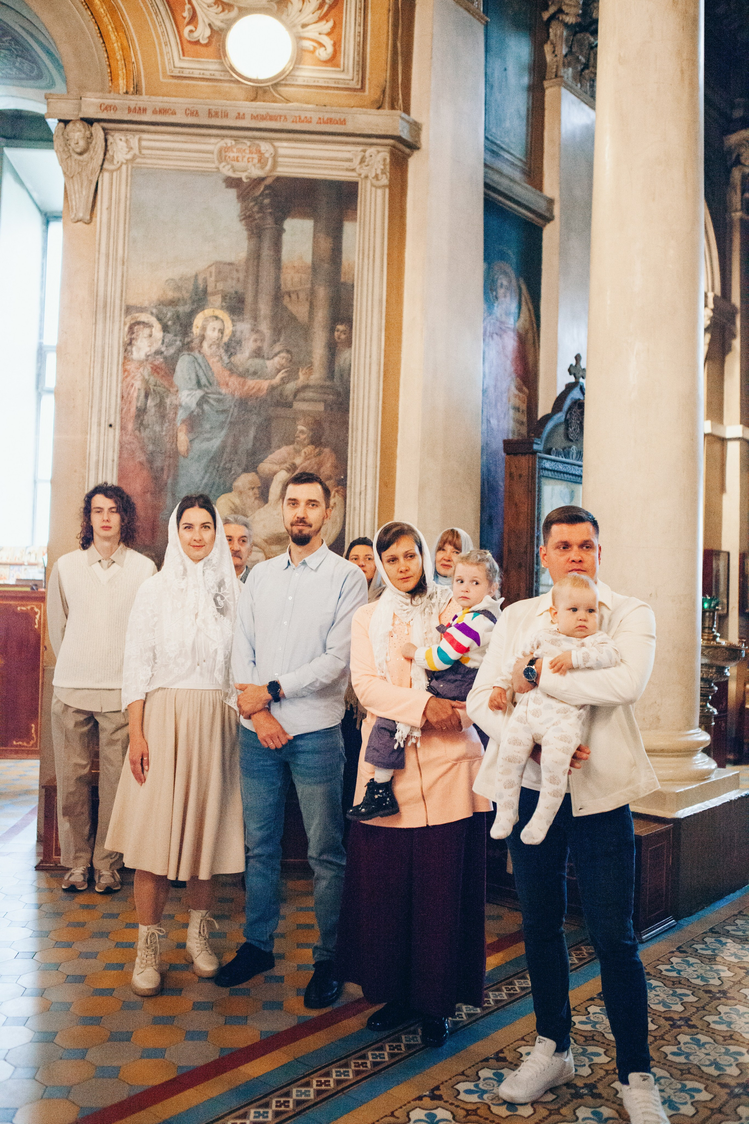 Крещение ребенка в церкви. Фотограф Ольга Ефремова