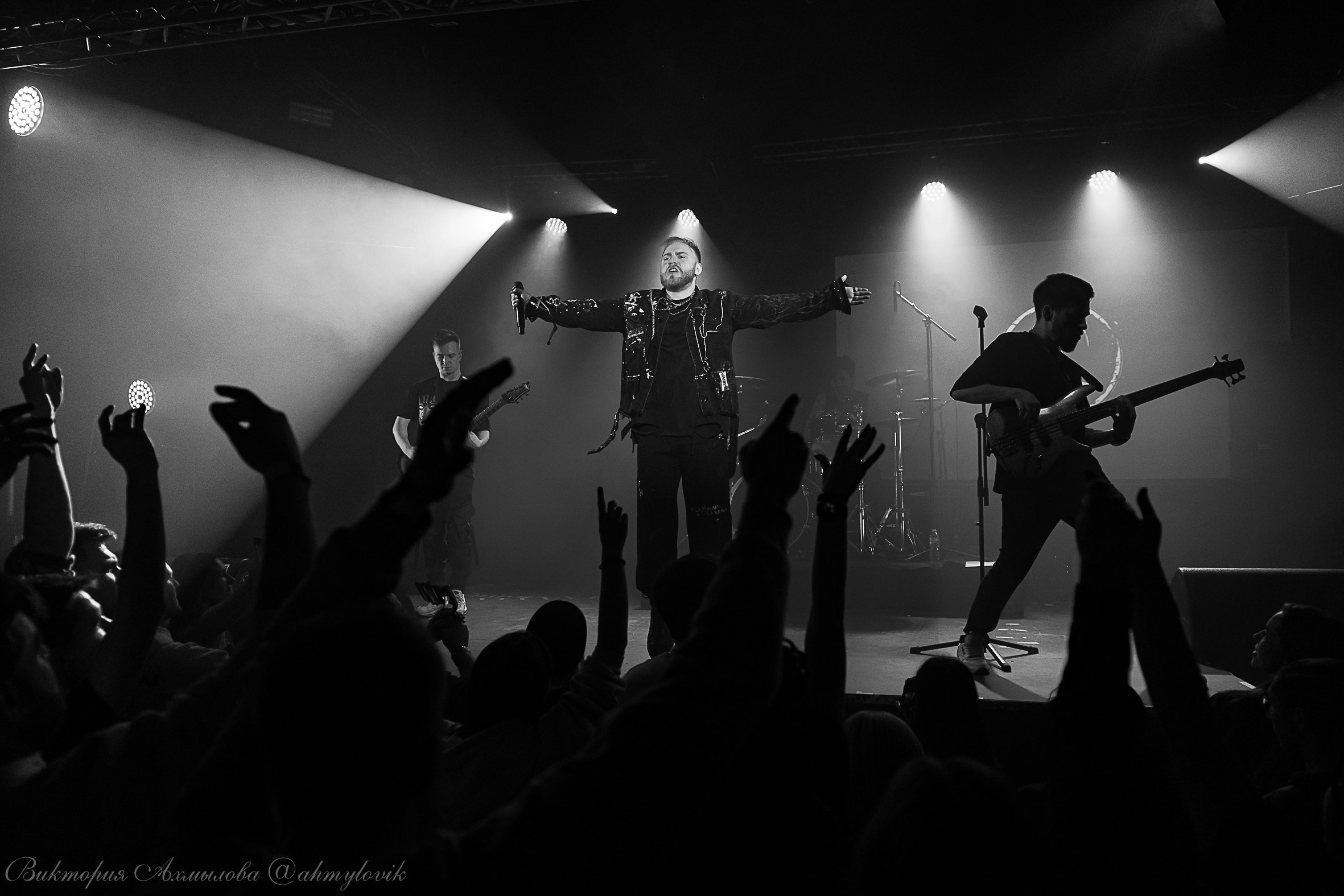 19.11.2023 iOstra Glastonberry. Виктория Ахмылова. Фотограф в Москве