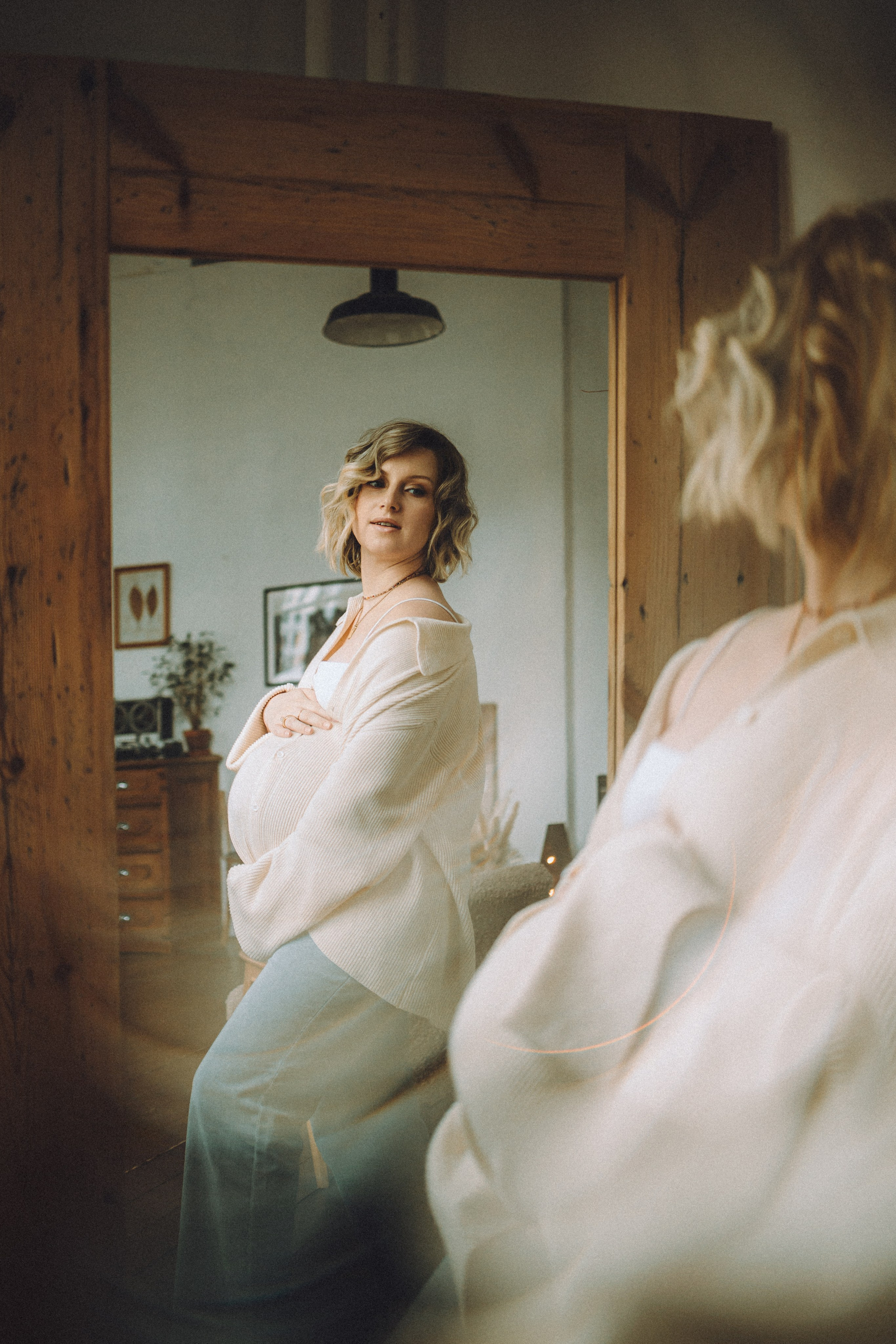 Валя, Вася, Аня и Ириска