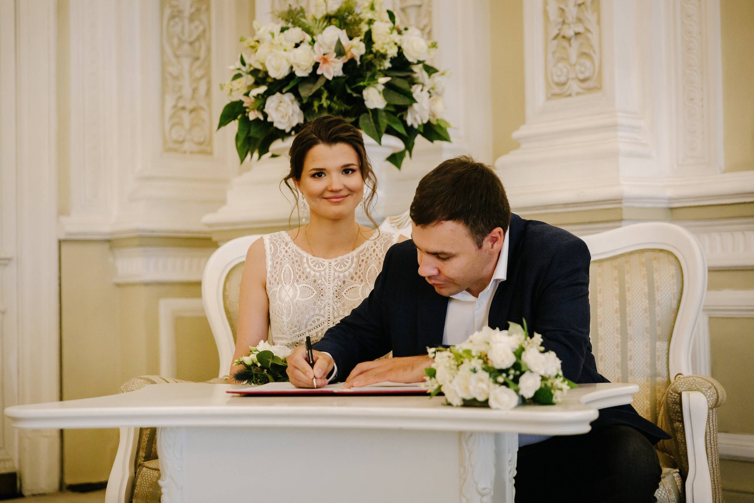 ДВОРЕЦ № 1 | Июль, Исаакиевская площадь. Свадебный фотограф в Санкт-Петербурге Полина Корзухина