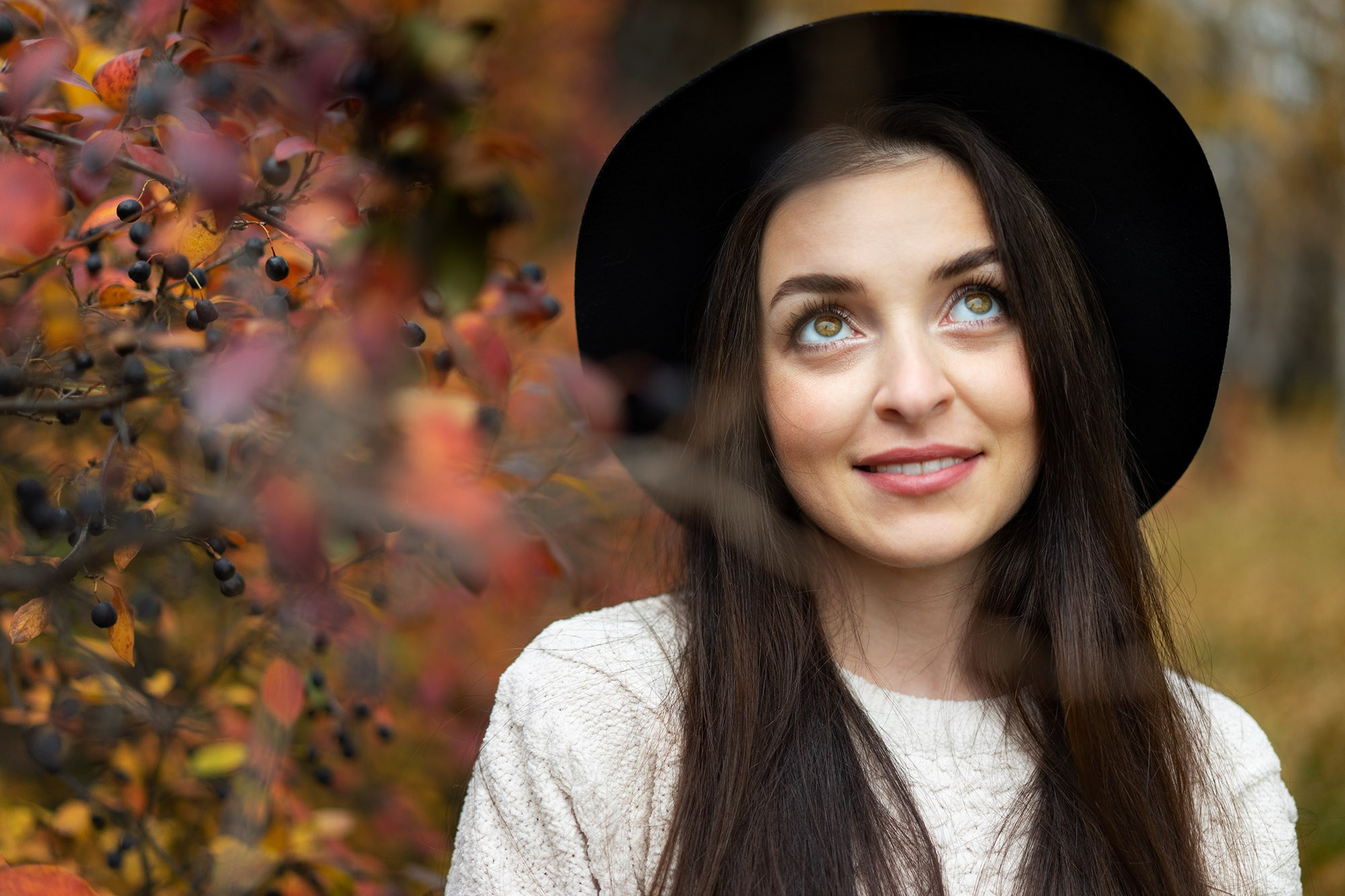 Портретная фотосессия на улице осенью. Фотограф Екатеринбург Кокшарова Александра