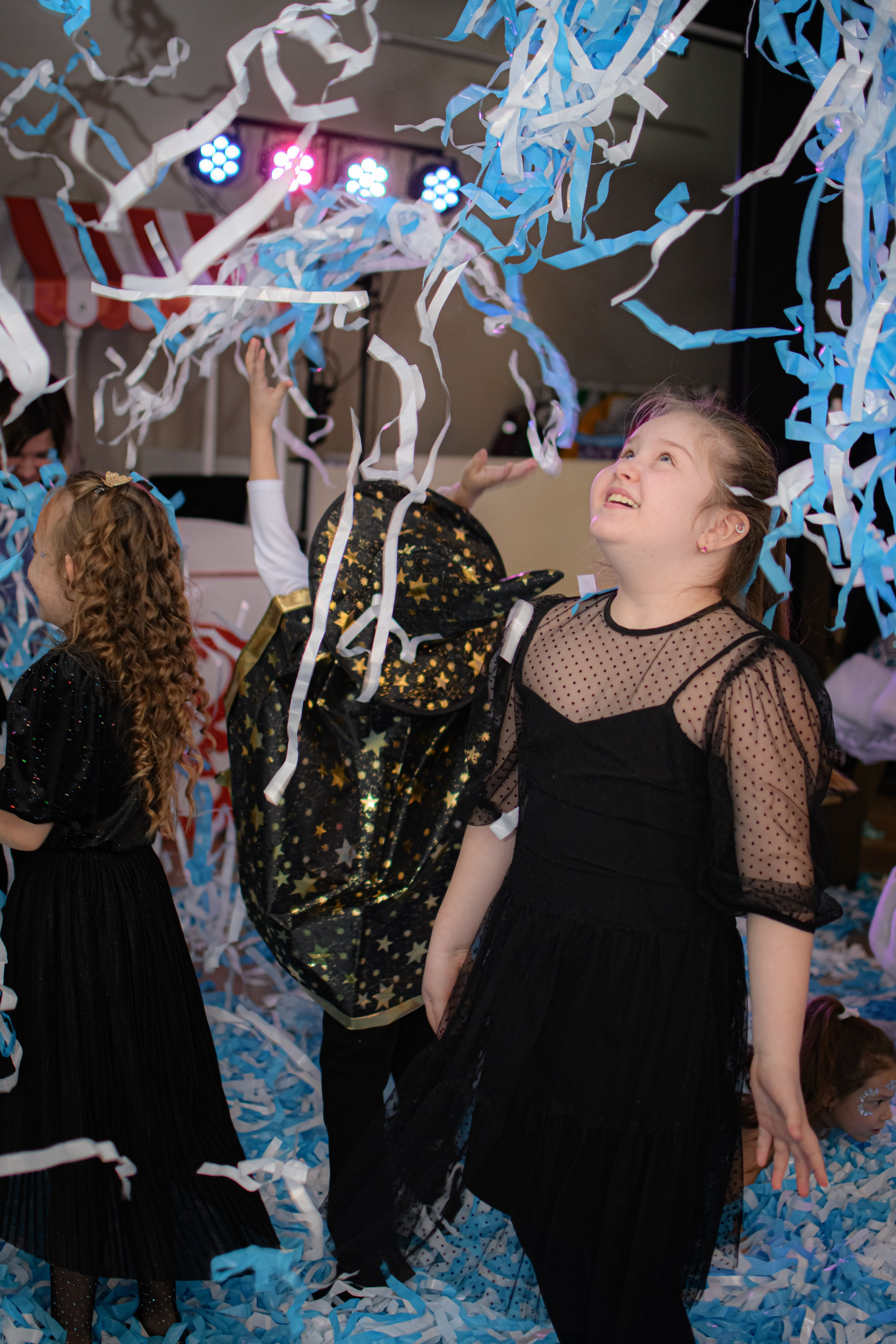 HAPPY NEW YEAR. Photokarish