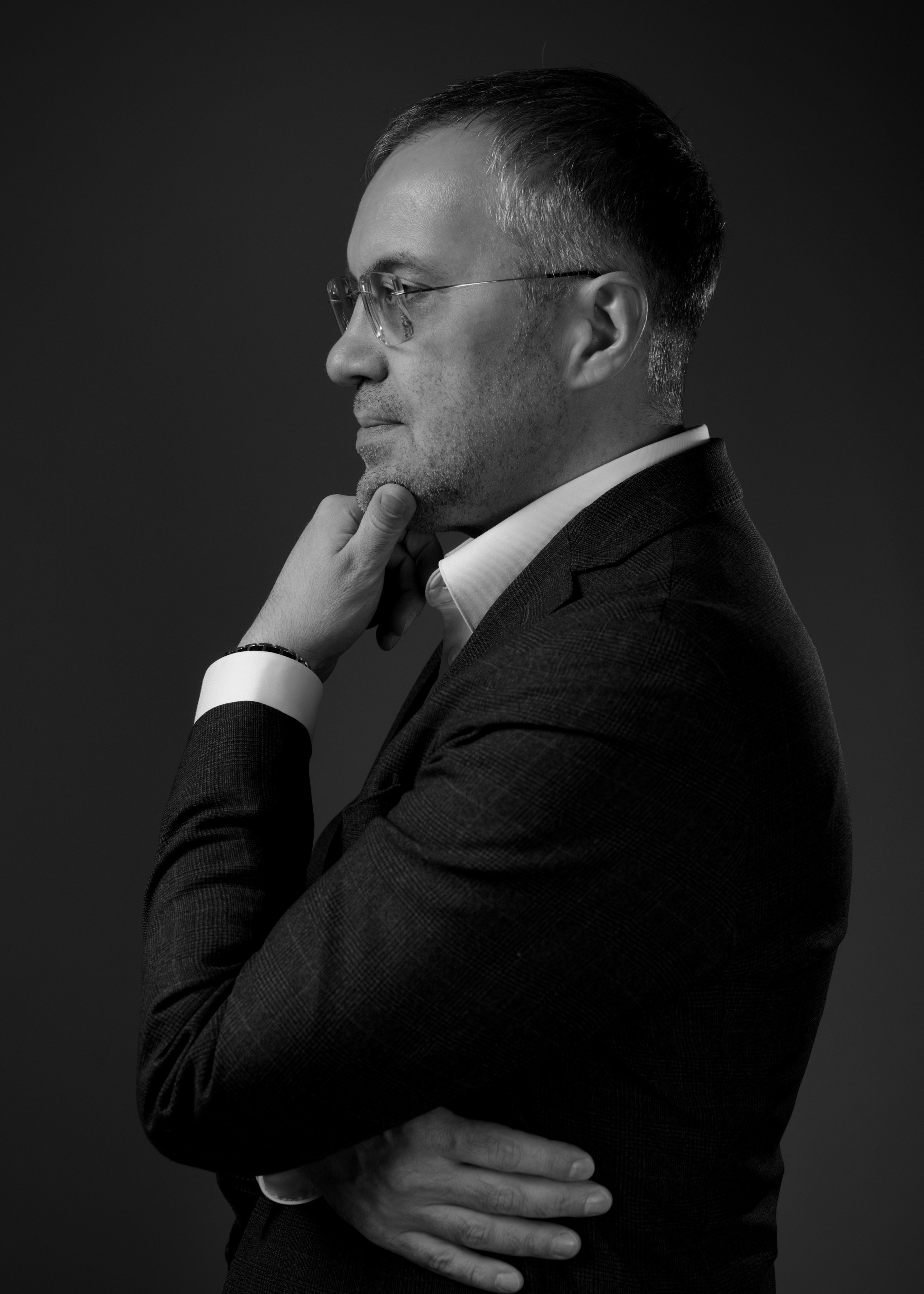 МУЖСКОЙ ПОРТРЕТ. Фотограф Юлия Антушева