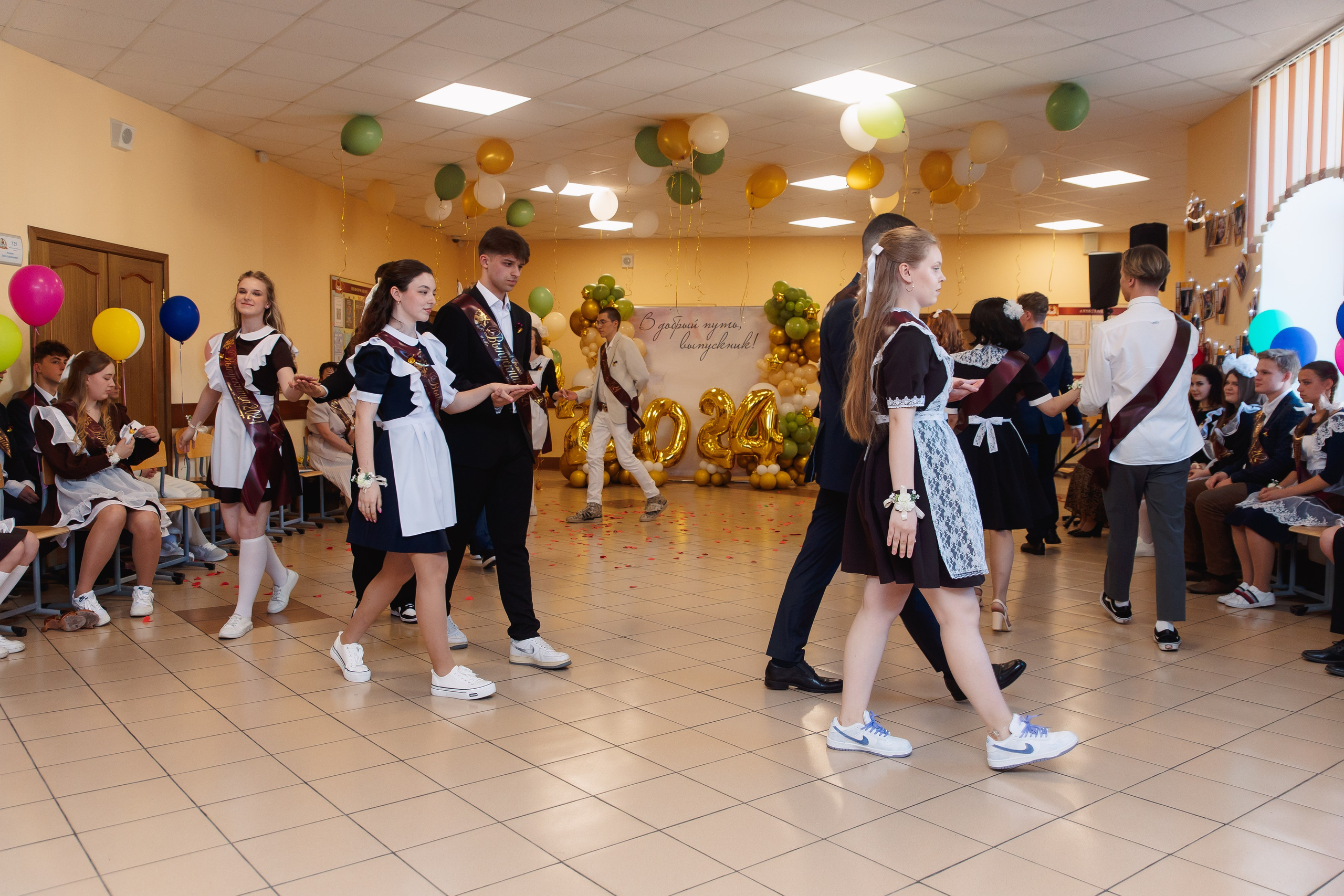 Последний звонок. Фотограф в Кронштадте и Санкт-Петербурге Анастасия Коваленко