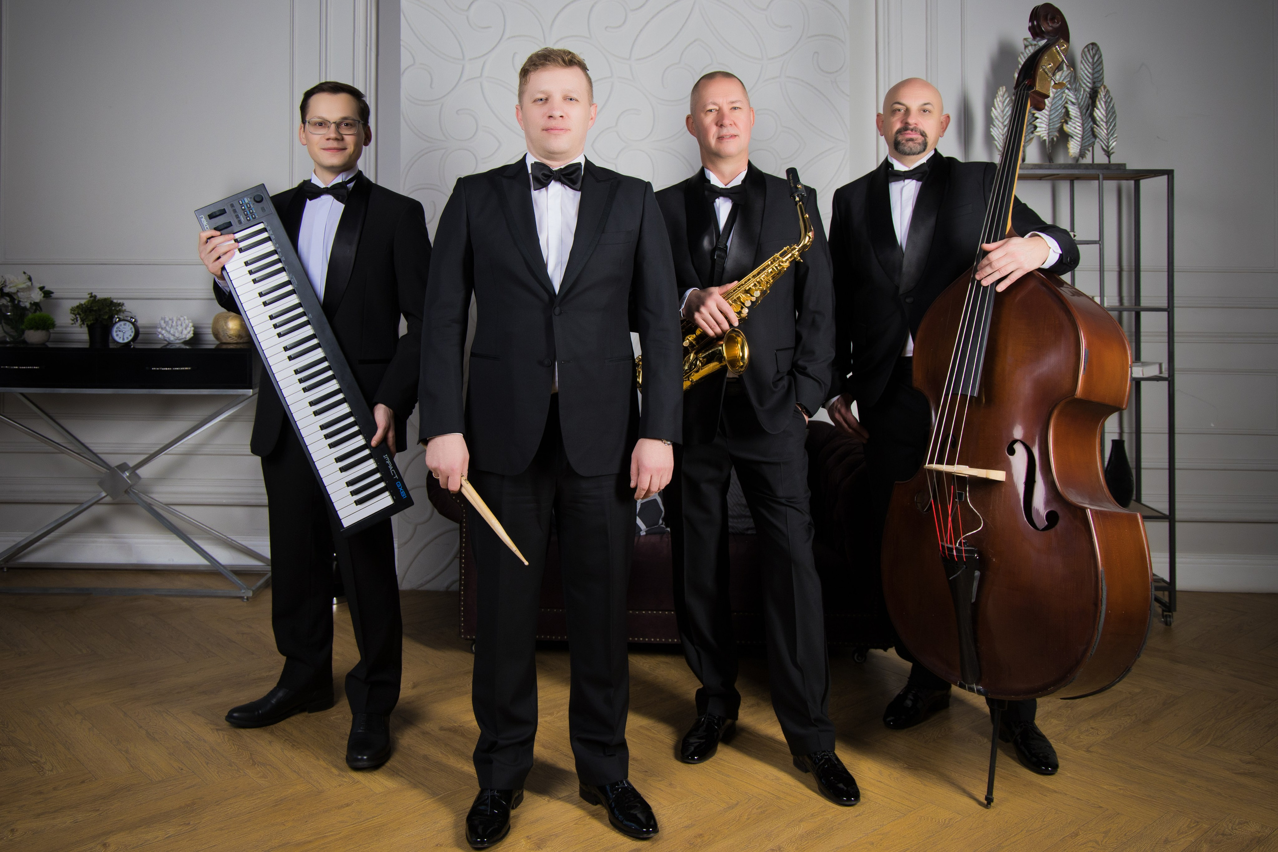 Bravur Jazz Band. Photomantis