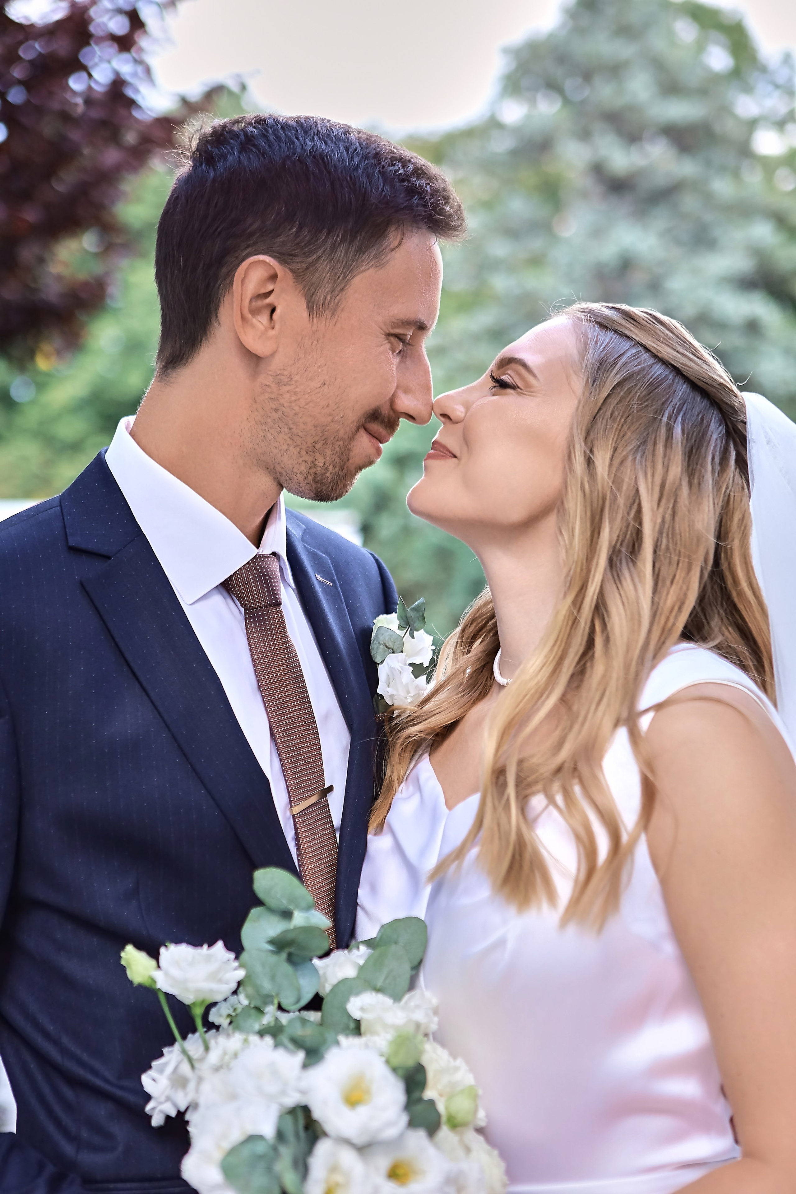 Свадебная фотосессия Евгения и Дарьи в Екатериненском загсе. Семейный и свадебный фотограф в Краснодаре Михеева Светлана