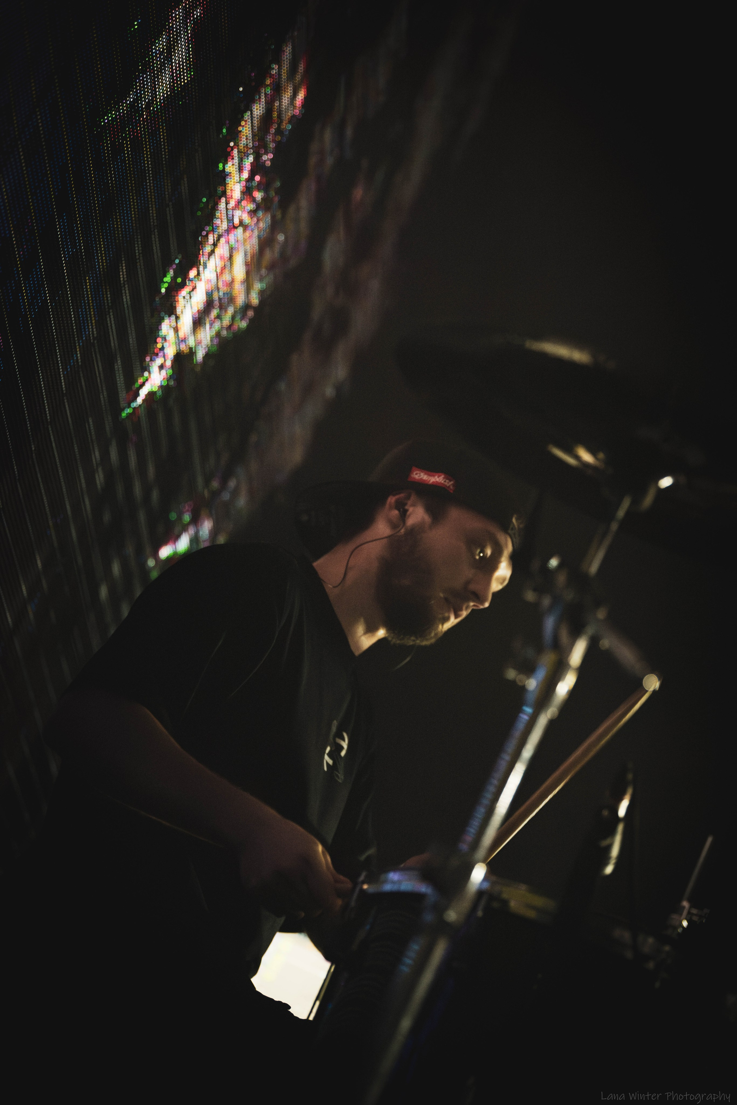 7000$ (25 января 2025 года, Москва, клуб Урбан). Фотограф Светлана Блинова, Москва и Московская область