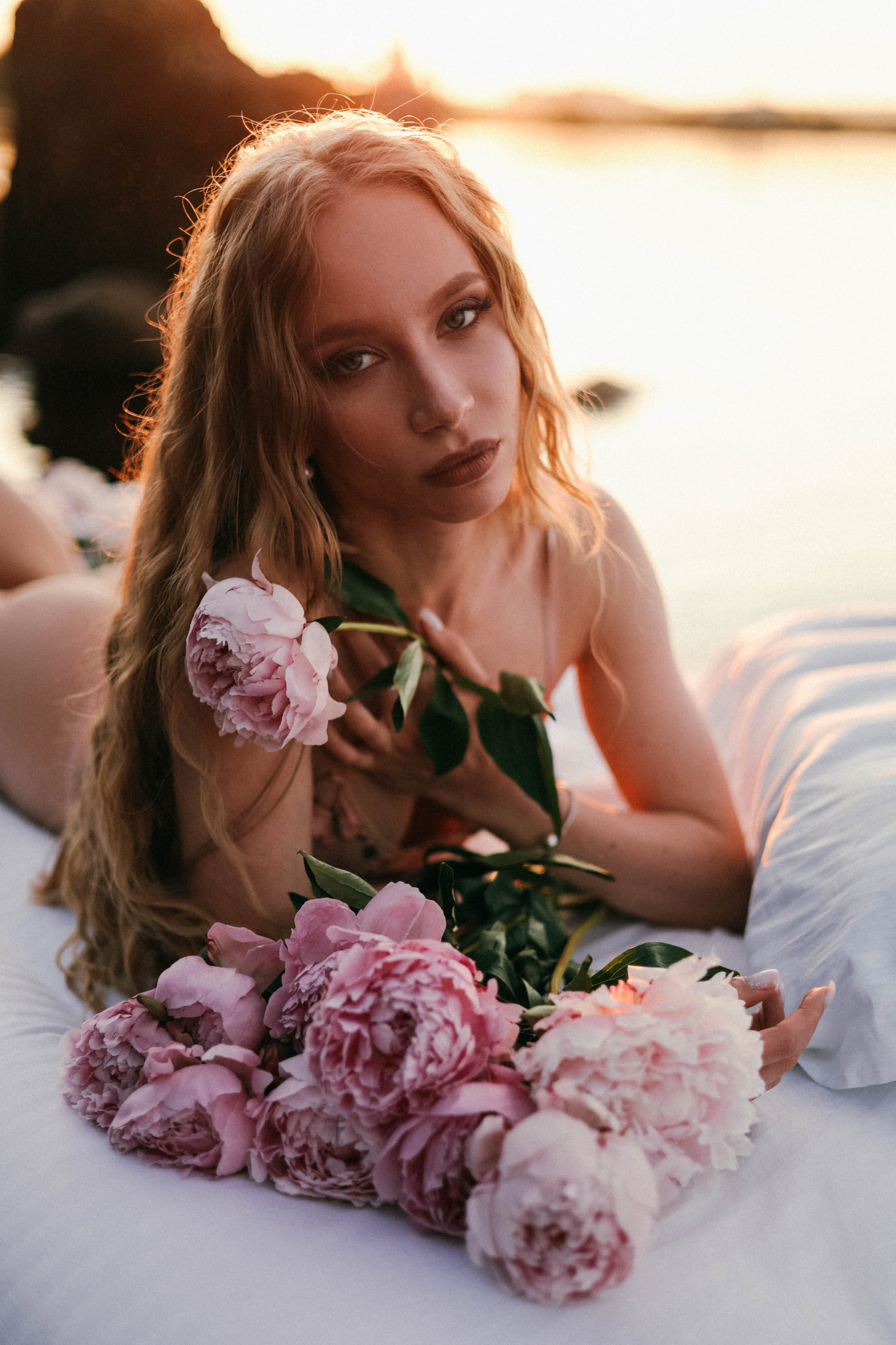 Александра. Главная