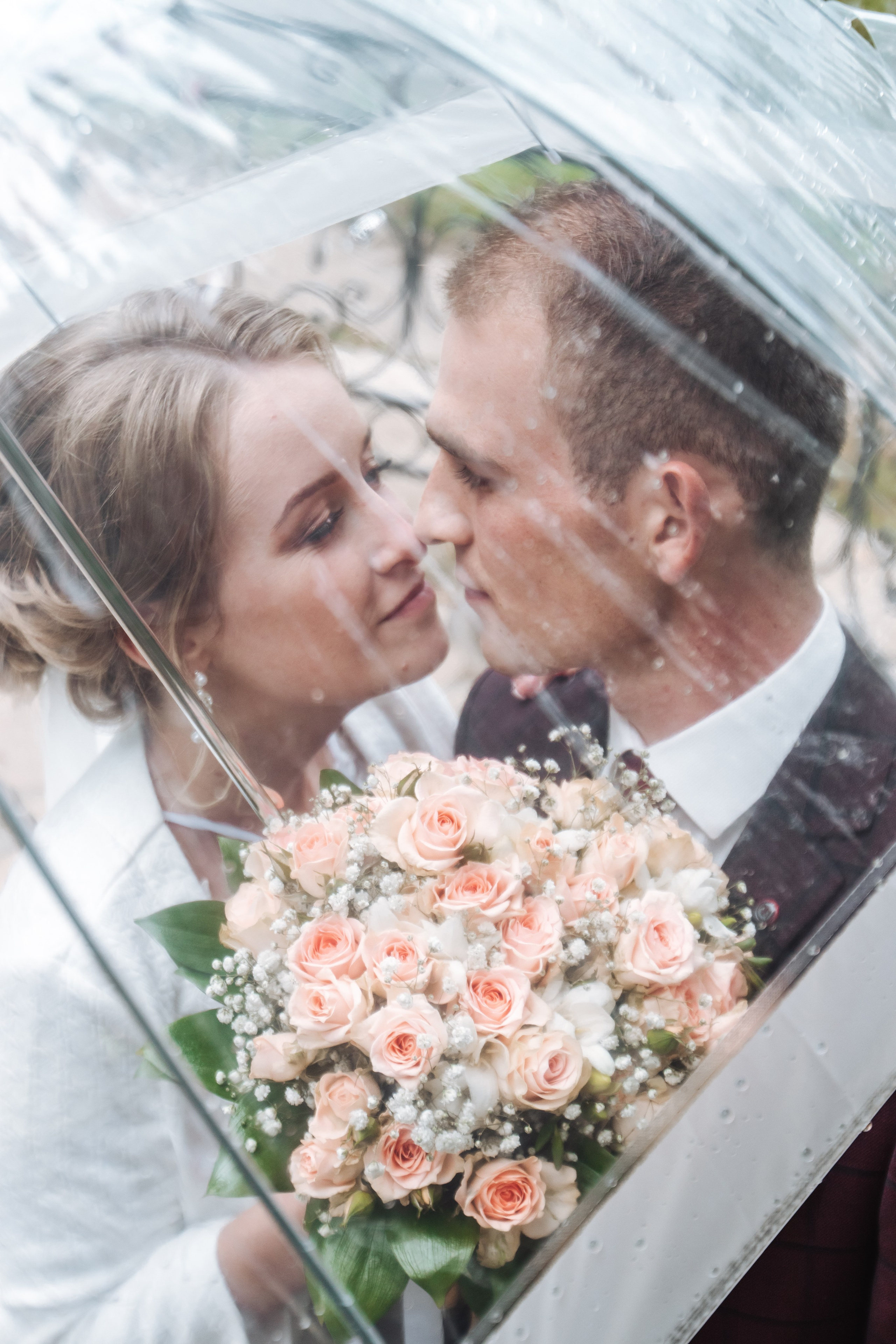 Свадебный фотограф в Подольске Ивана и Марии. Выпускные альбомы в Серпухове