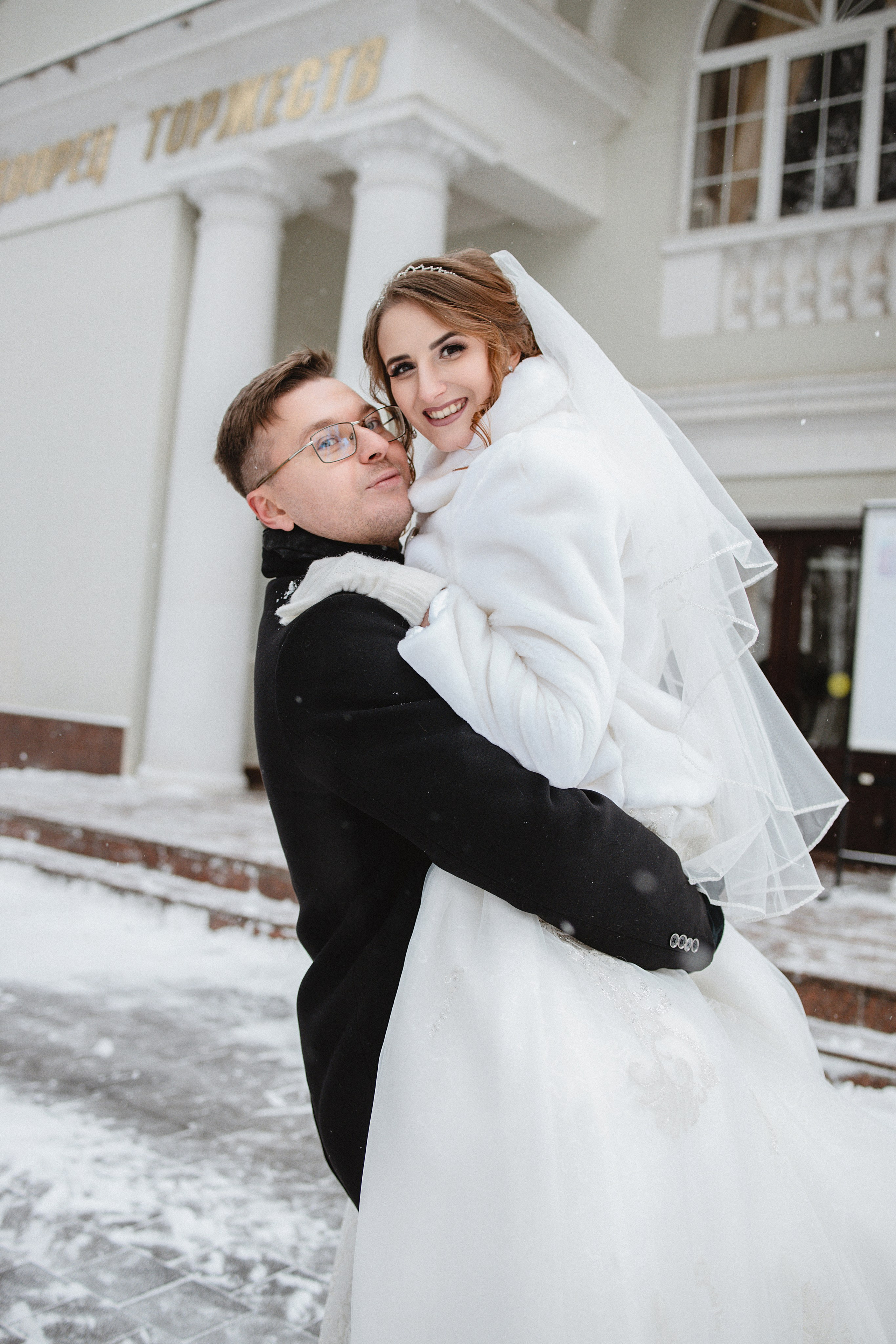 Свадебная фотосессия в Серпухове Сергея и Оксаны. Выпускные альбомы в Серпухове