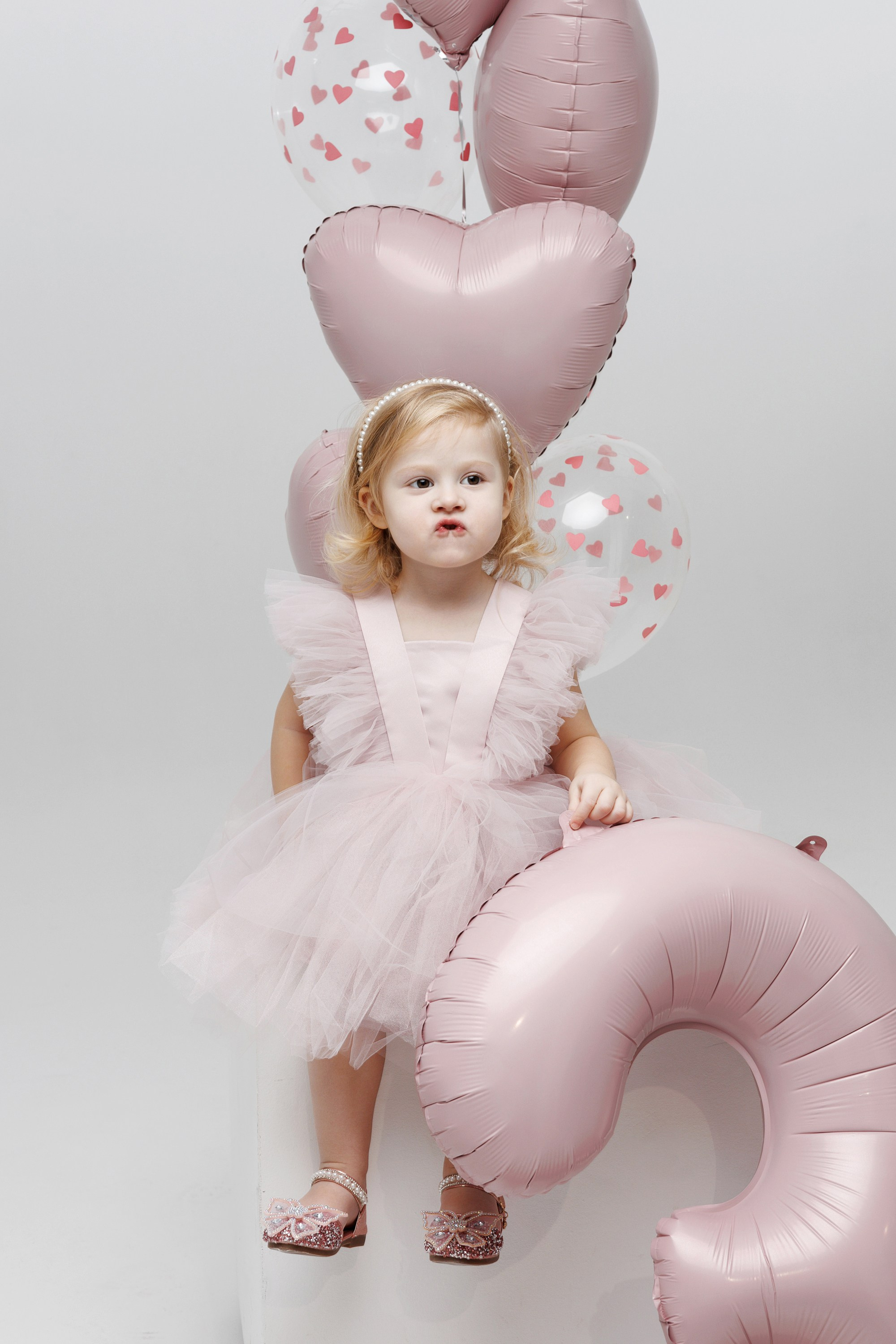 Съемка Дня Рождения Алисы в фотостудии CROSS-STUDIO зал IDEAL. Свадебный и семейный фотограф в Москве и МО Елена Агапова